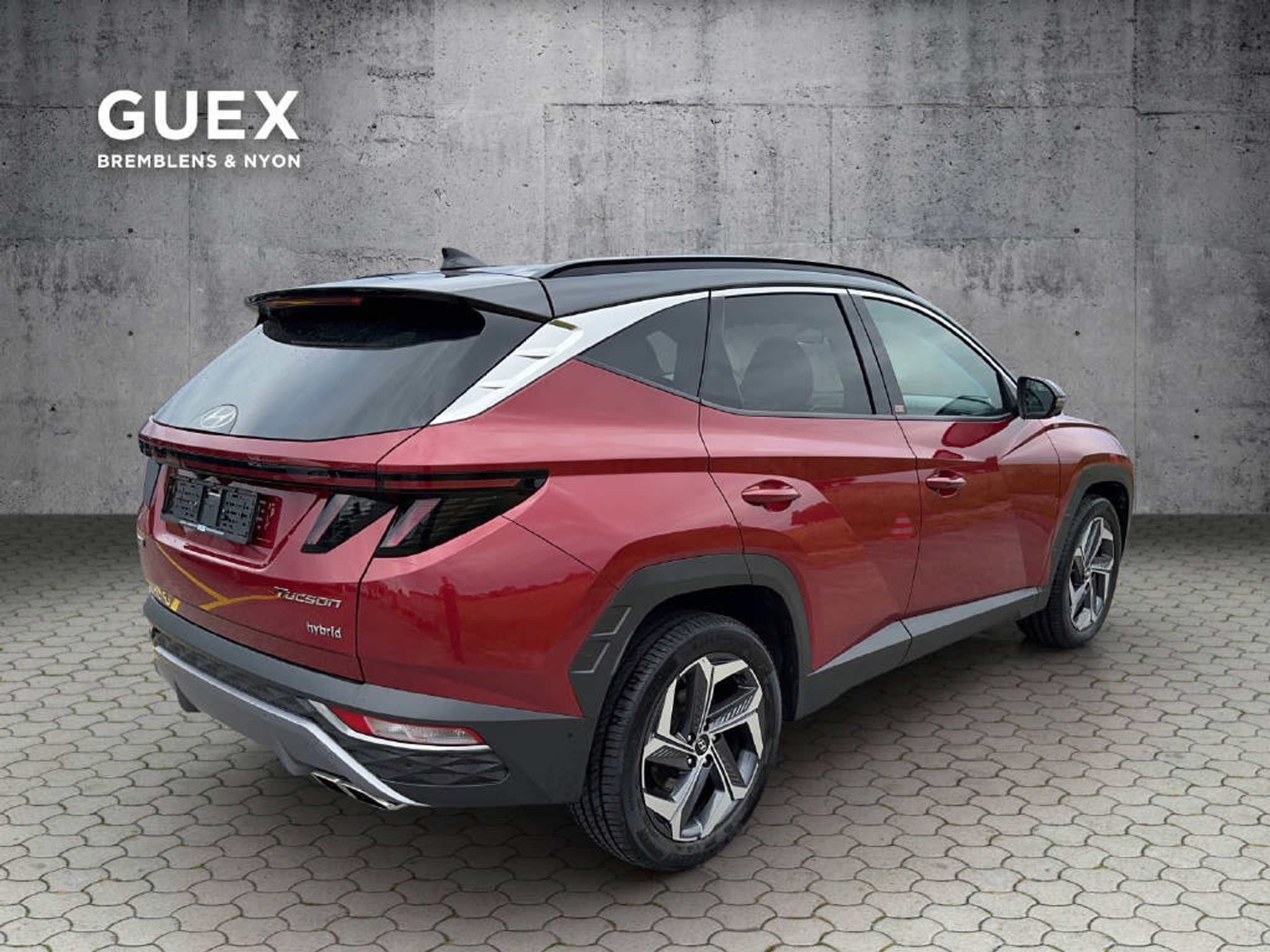 listing desktop thumbnail image 4