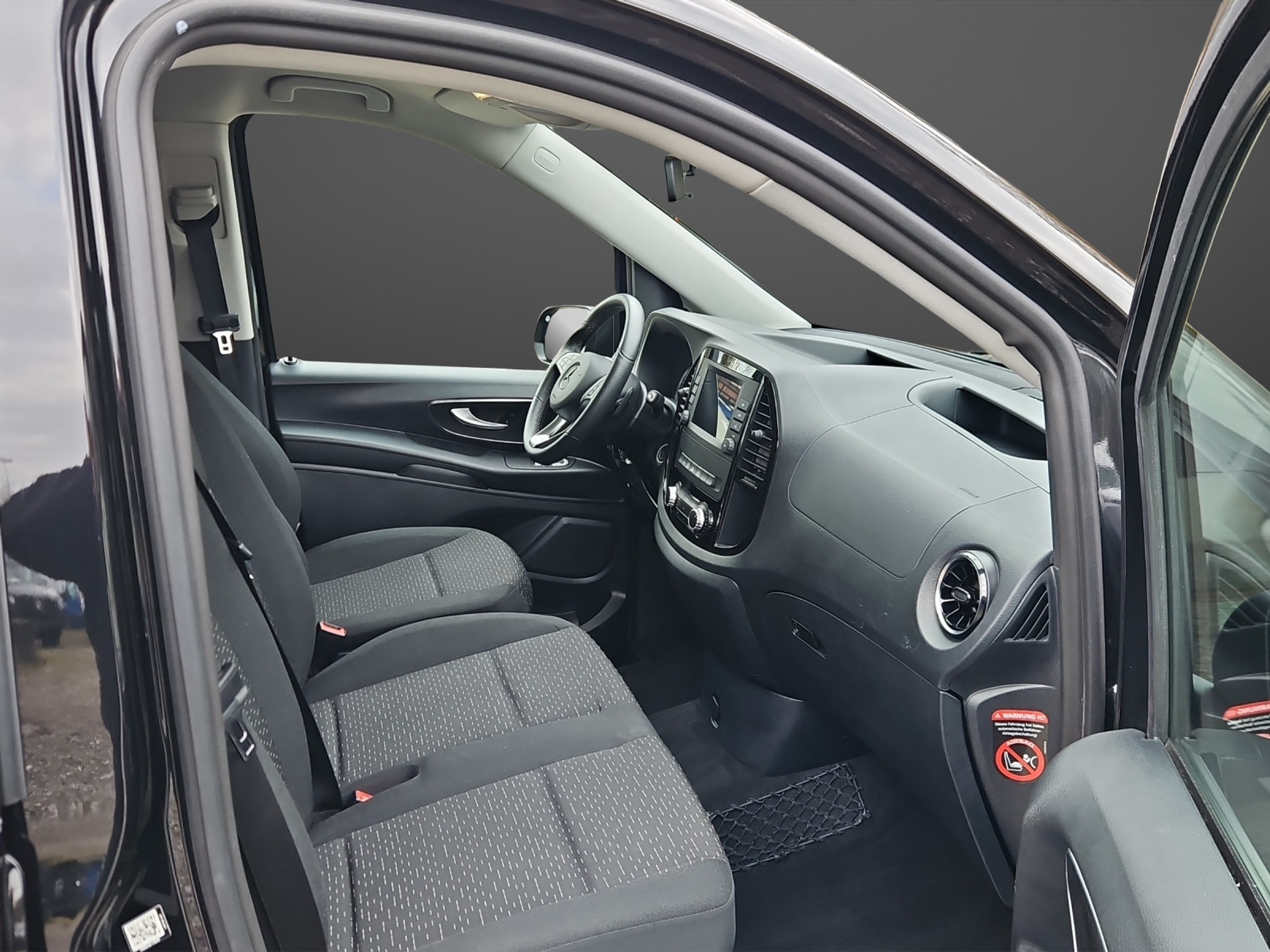 listing desktop thumbnail image 10