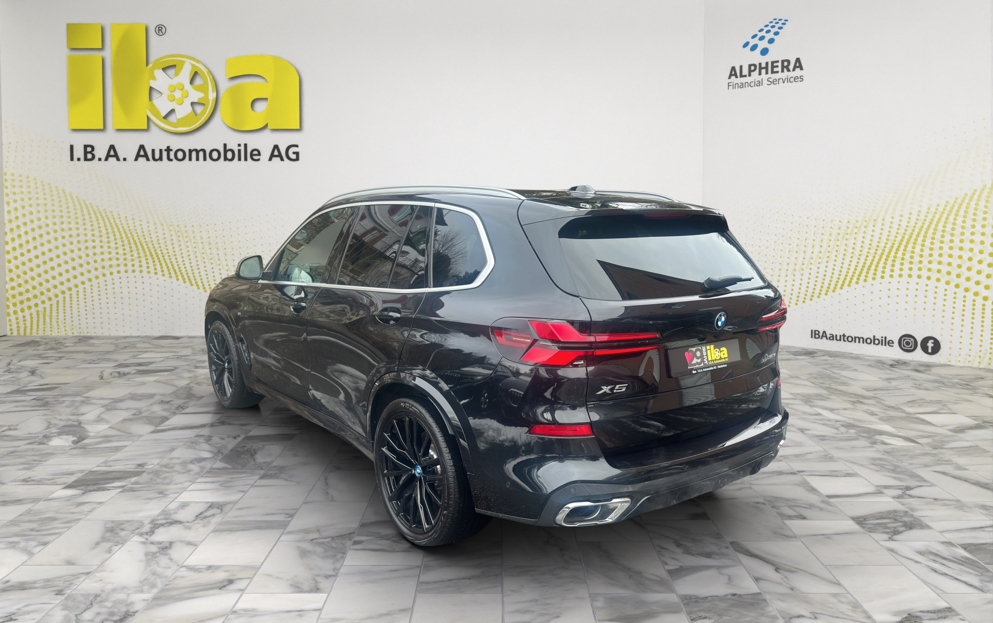 listing desktop thumbnail image 2