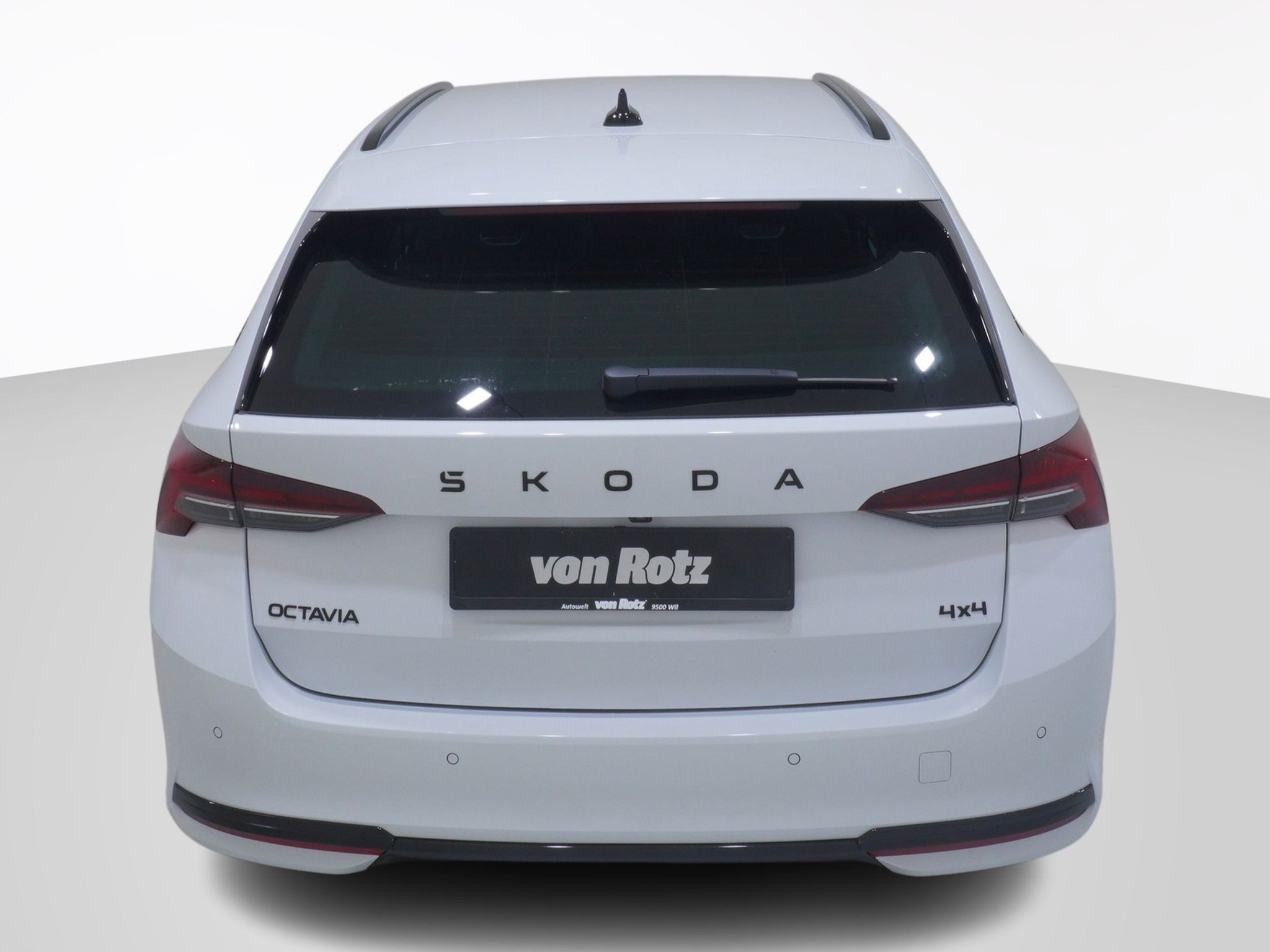 listing desktop thumbnail image 3