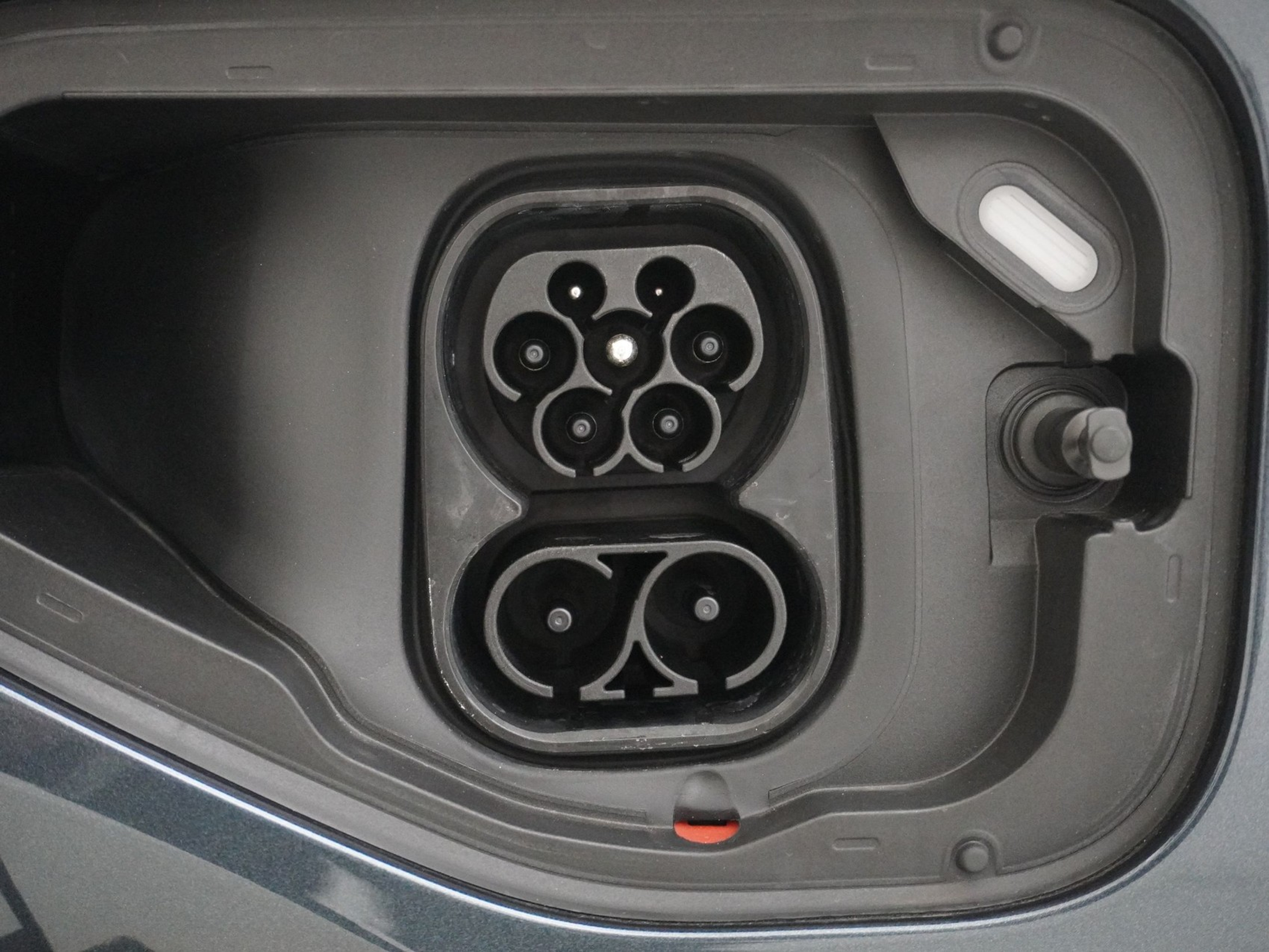 listing desktop thumbnail image 29