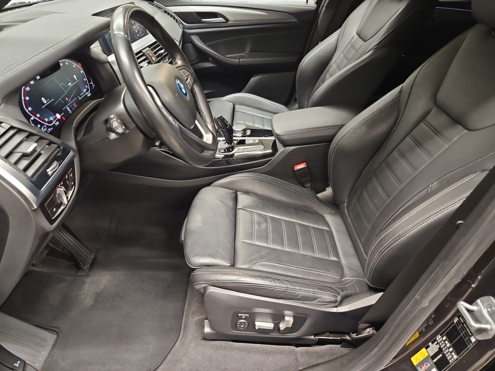 listing desktop thumbnail image 9