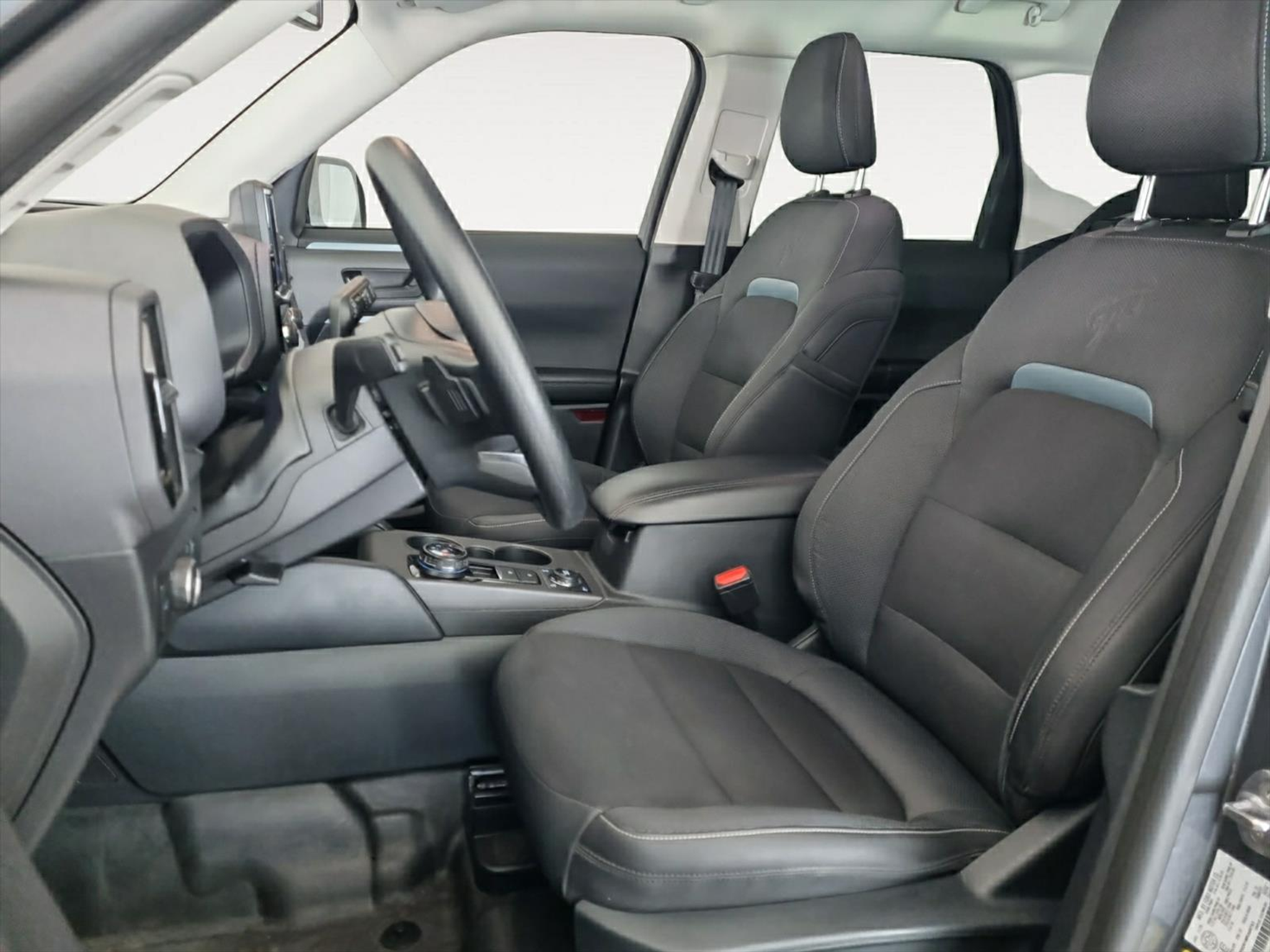 listing desktop thumbnail image 4