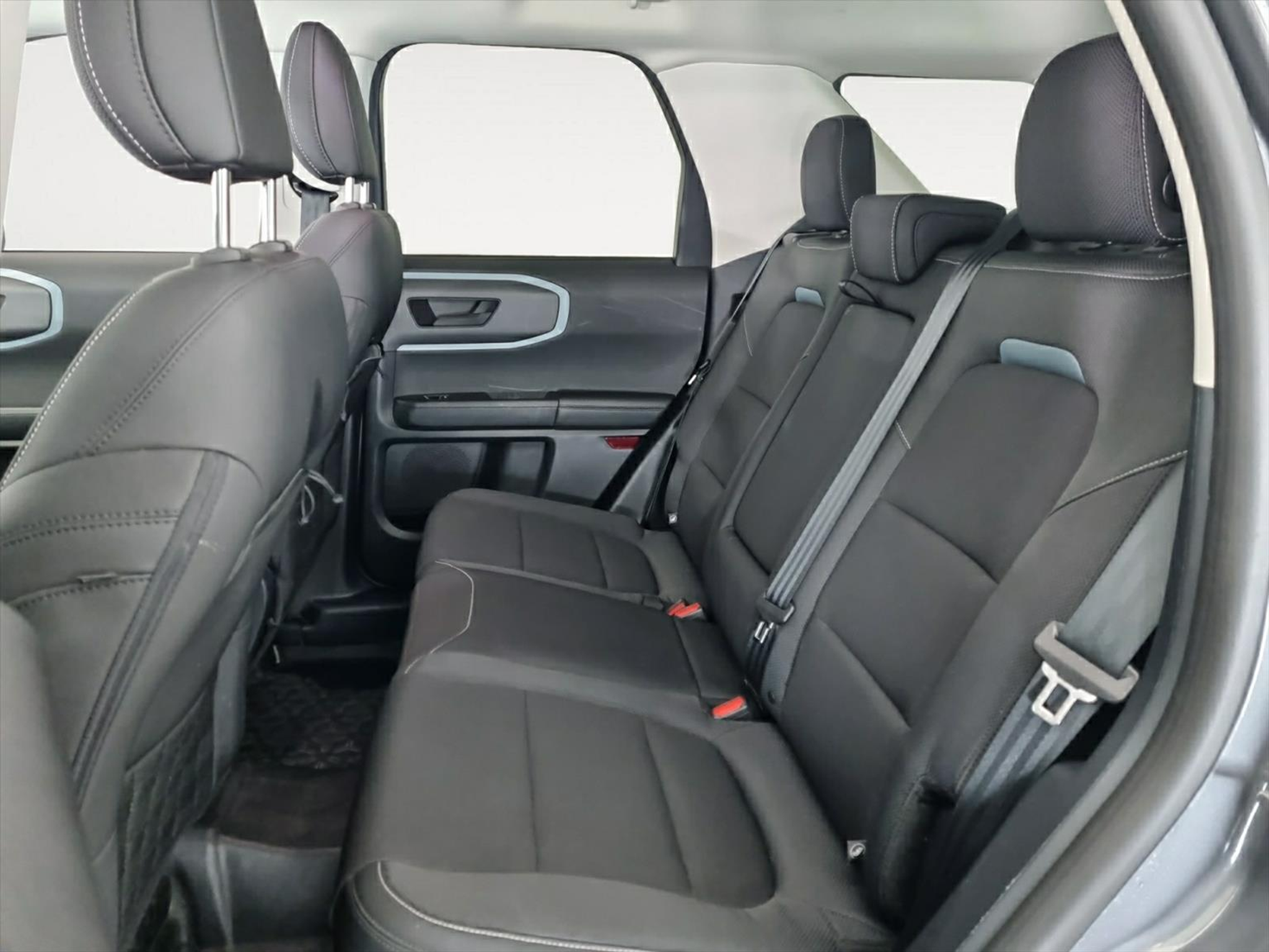 listing desktop thumbnail image 13