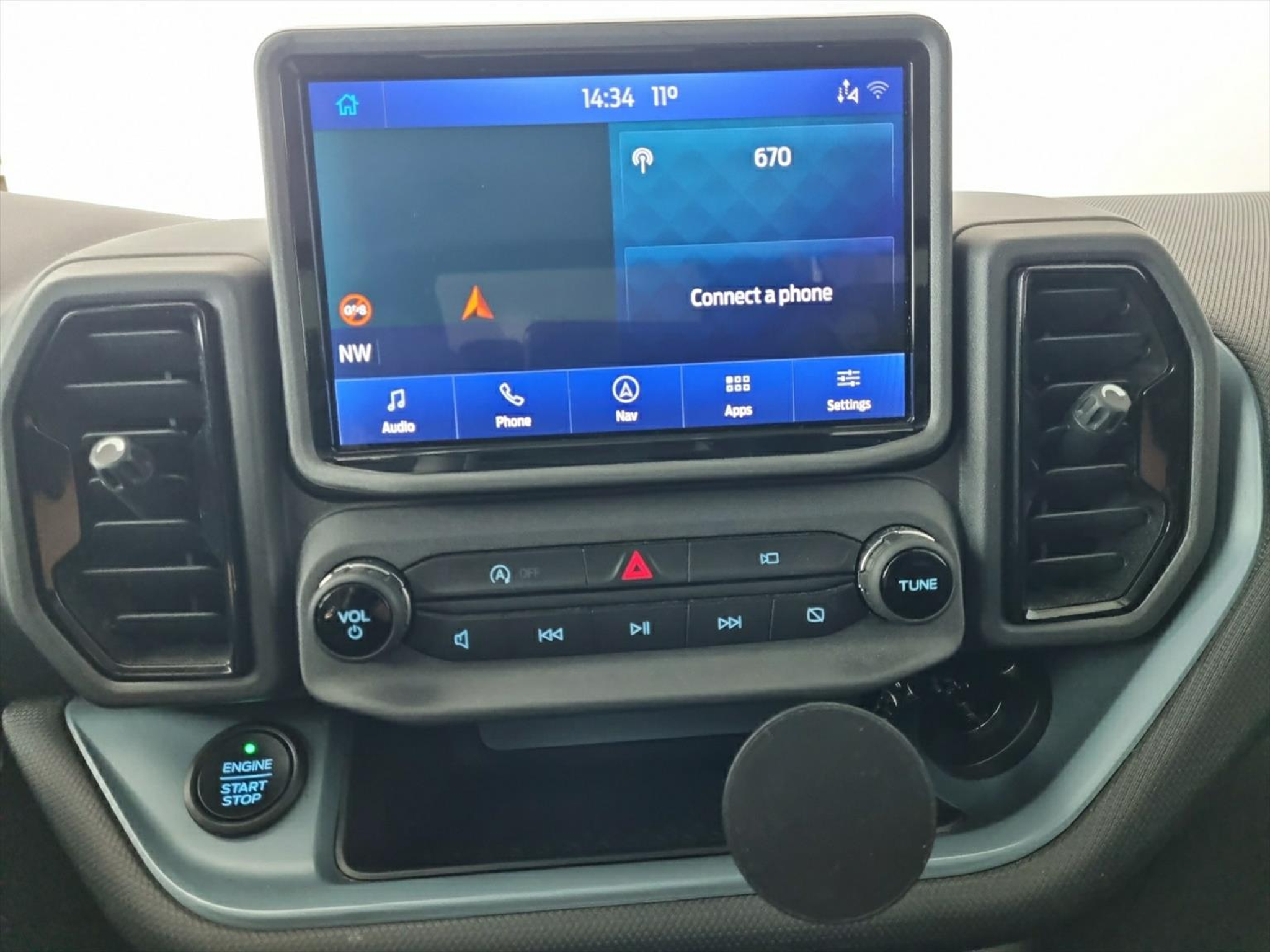 listing desktop thumbnail image 10