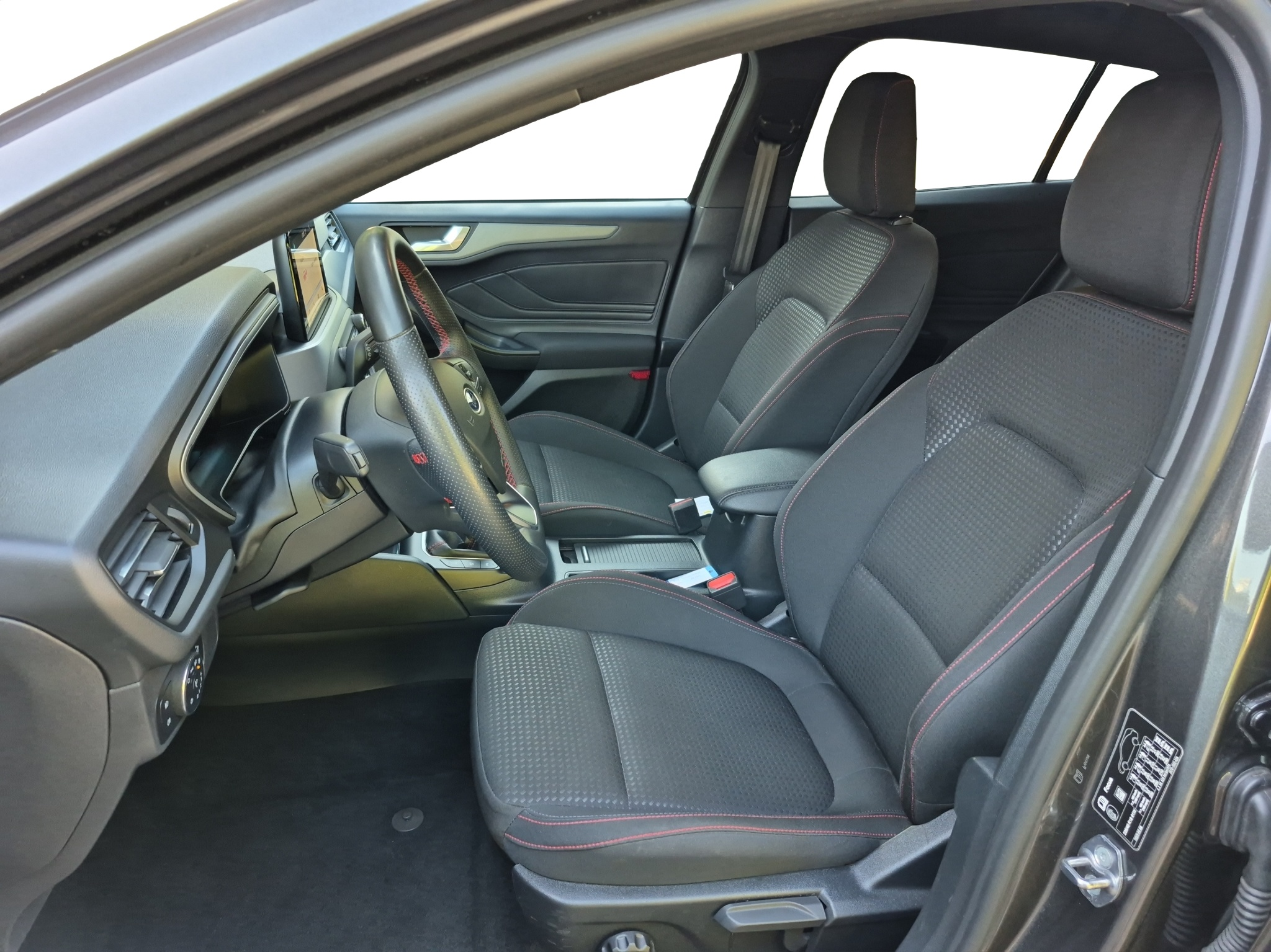 listing desktop thumbnail image 8