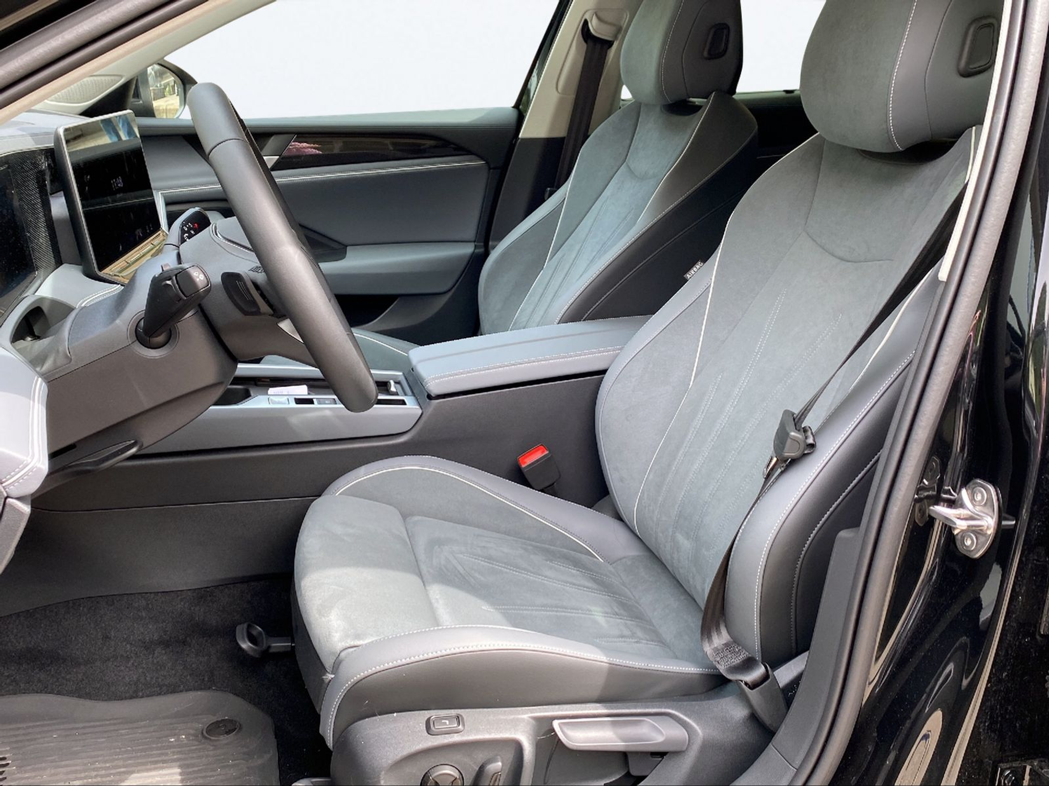 listing desktop thumbnail image 10