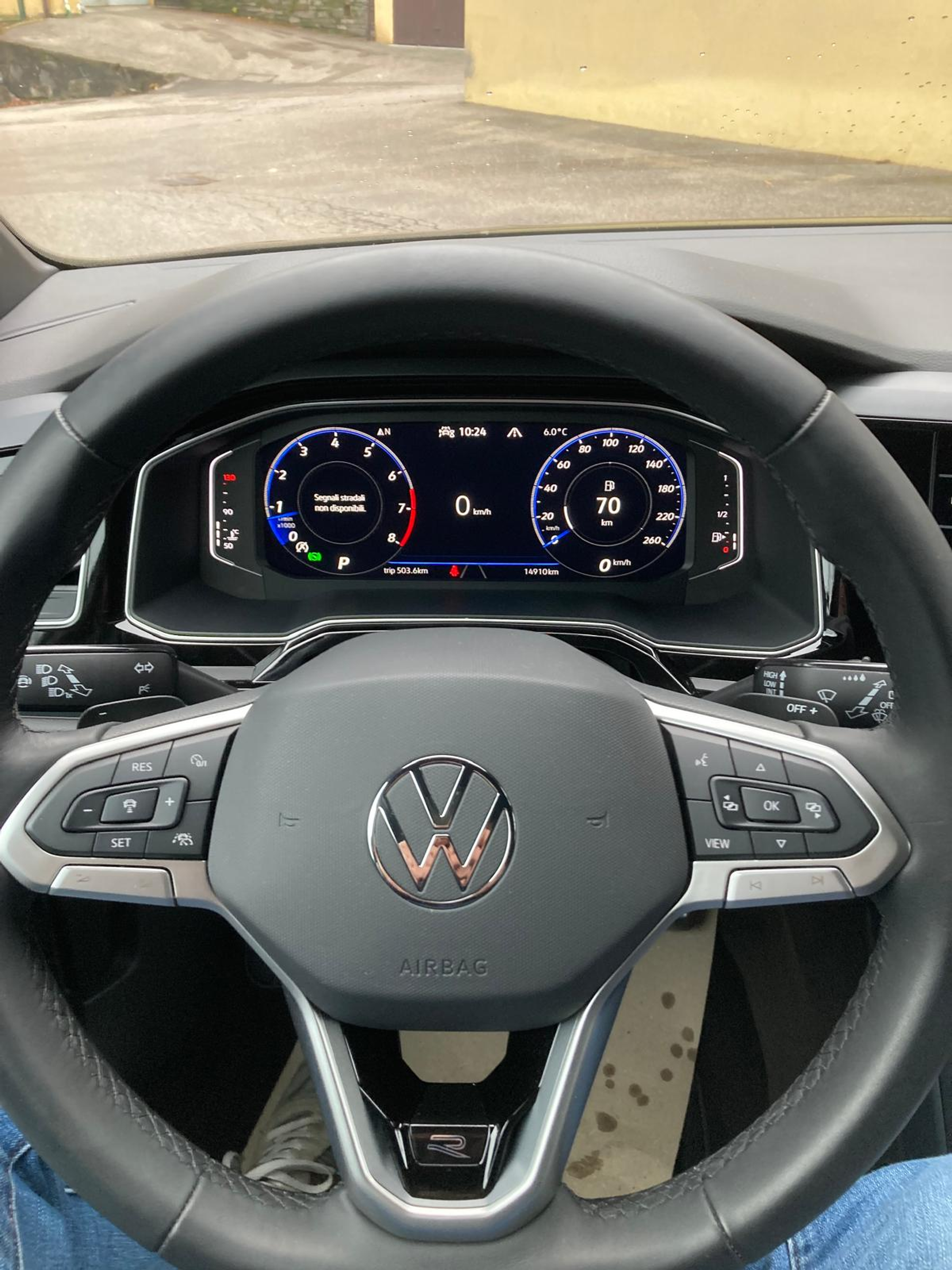 listing desktop thumbnail image 13