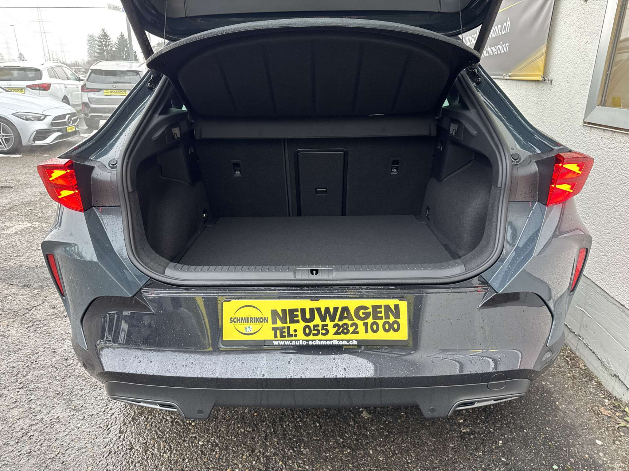 listing desktop thumbnail image 8