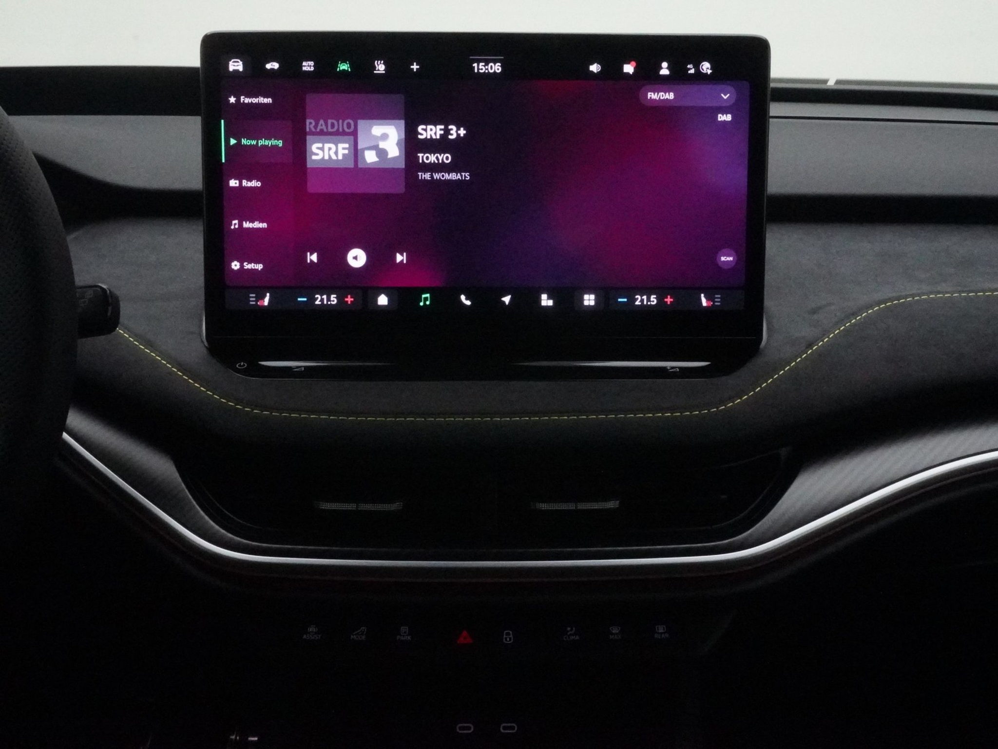 listing desktop thumbnail image 15