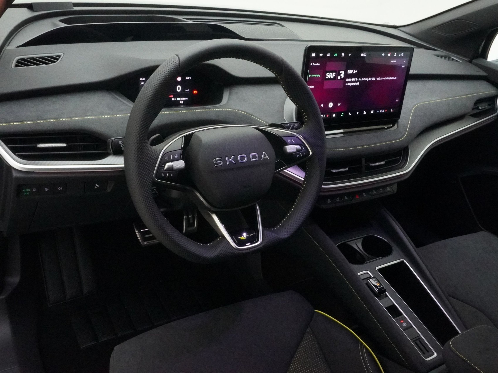 listing desktop thumbnail image 3