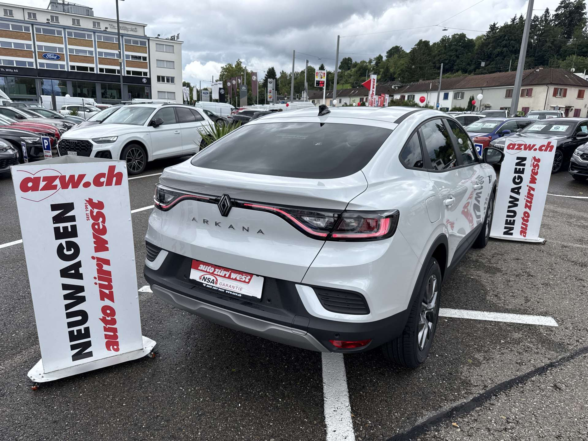 listing desktop thumbnail image 2