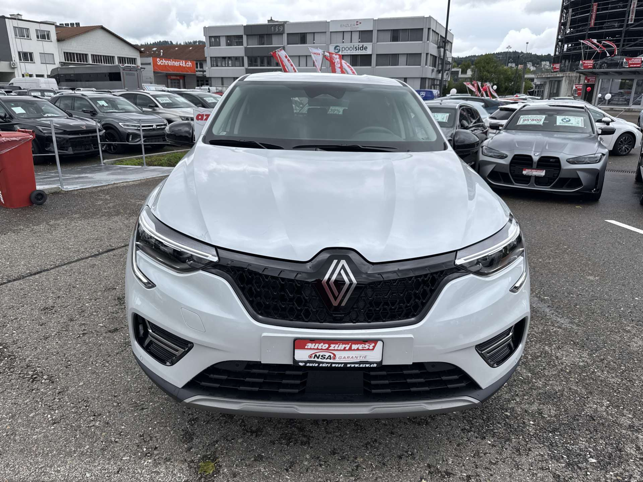 listing desktop thumbnail image 13