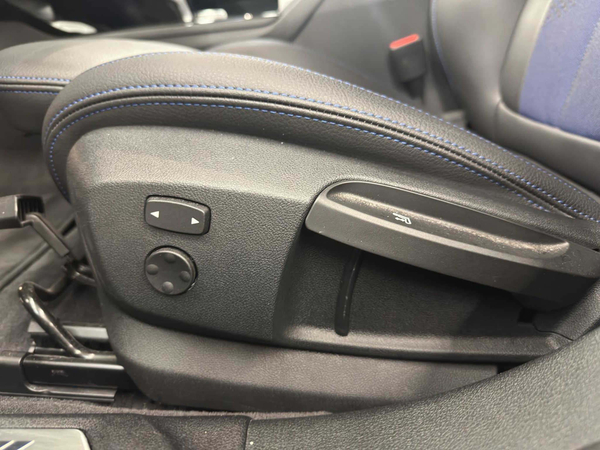 listing desktop thumbnail image 18