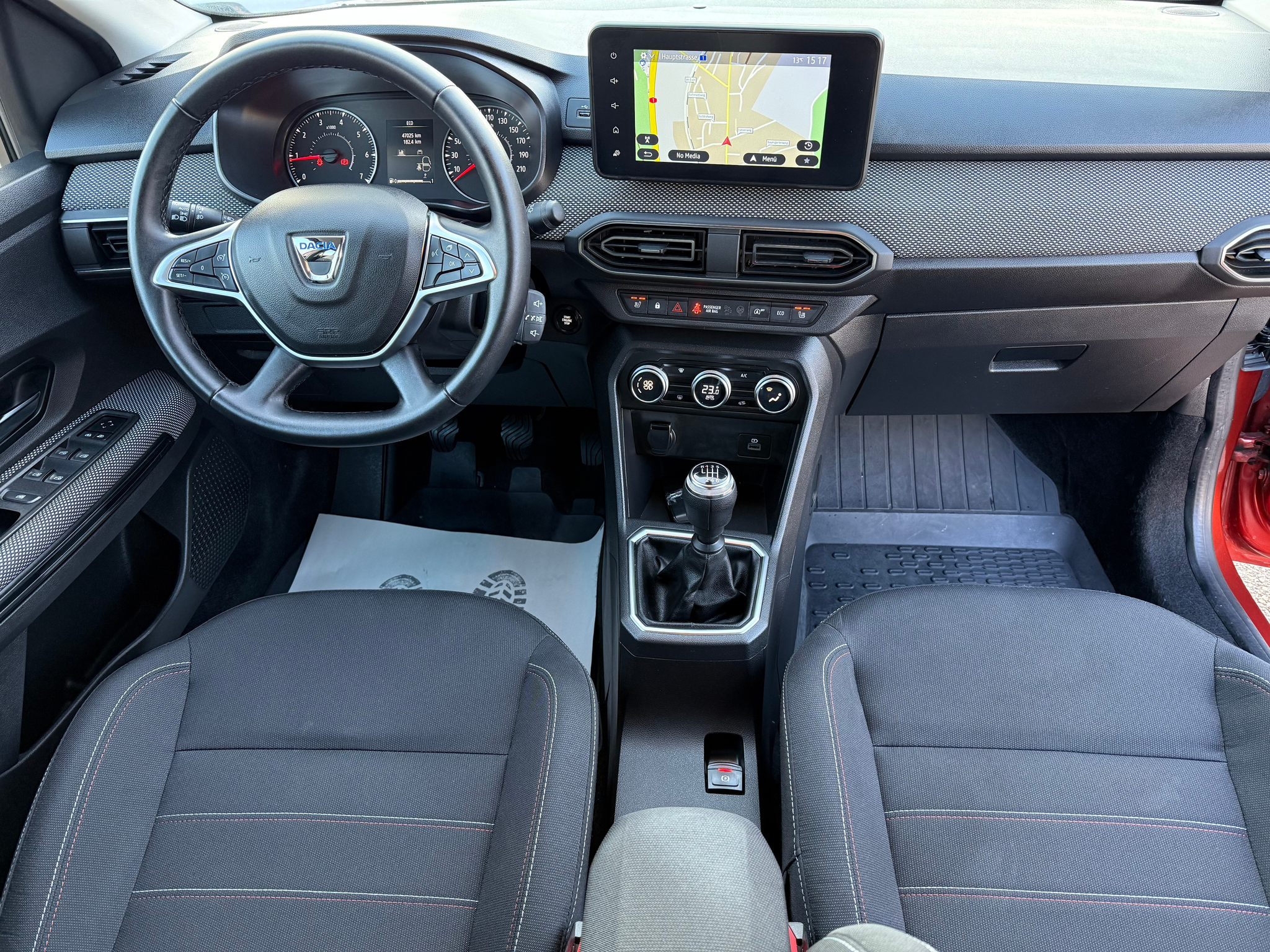 listing desktop thumbnail image 8