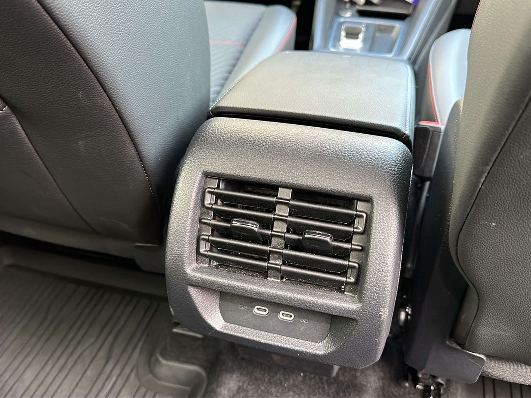 listing desktop thumbnail image 16