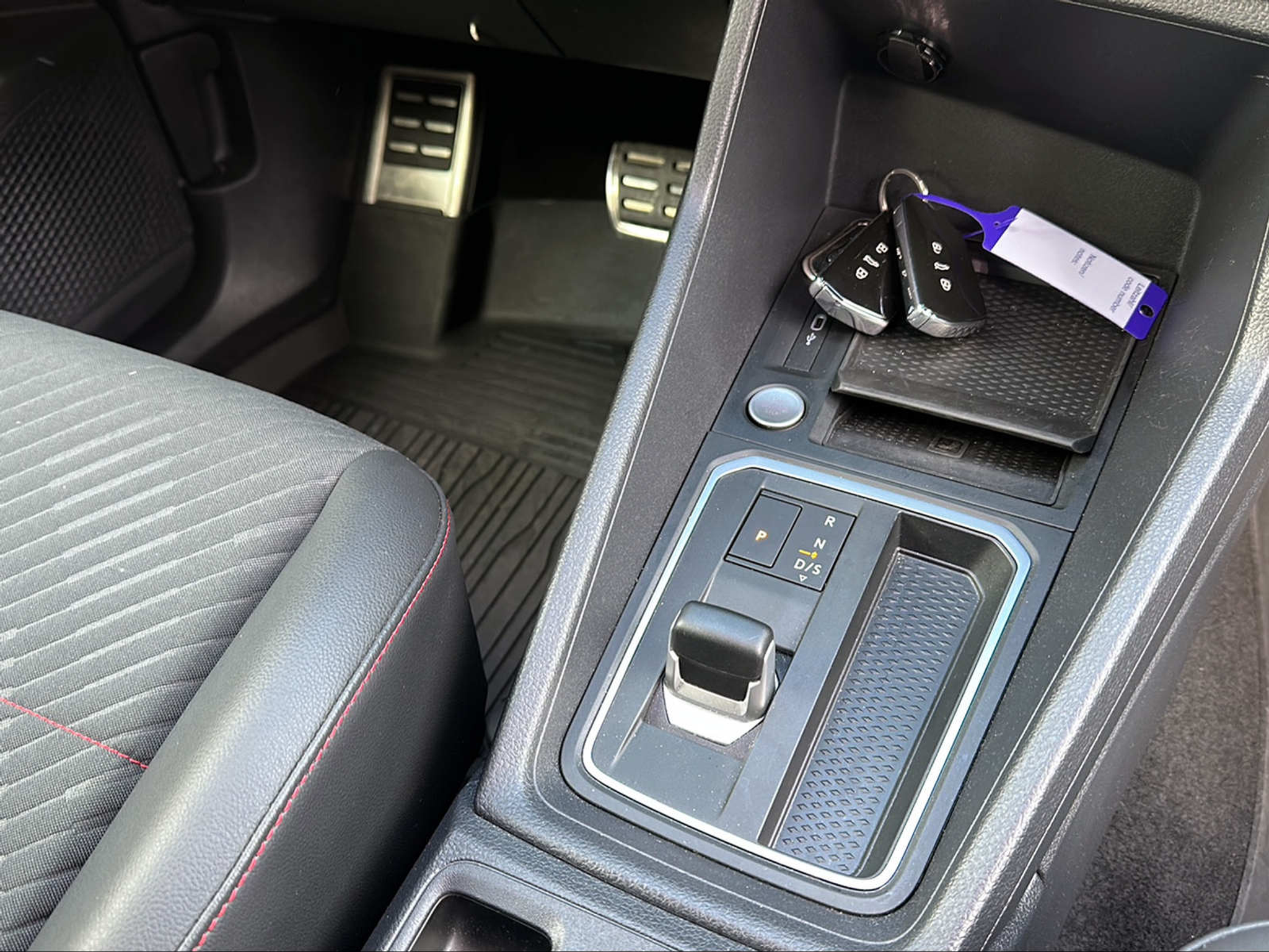 listing desktop thumbnail image 14