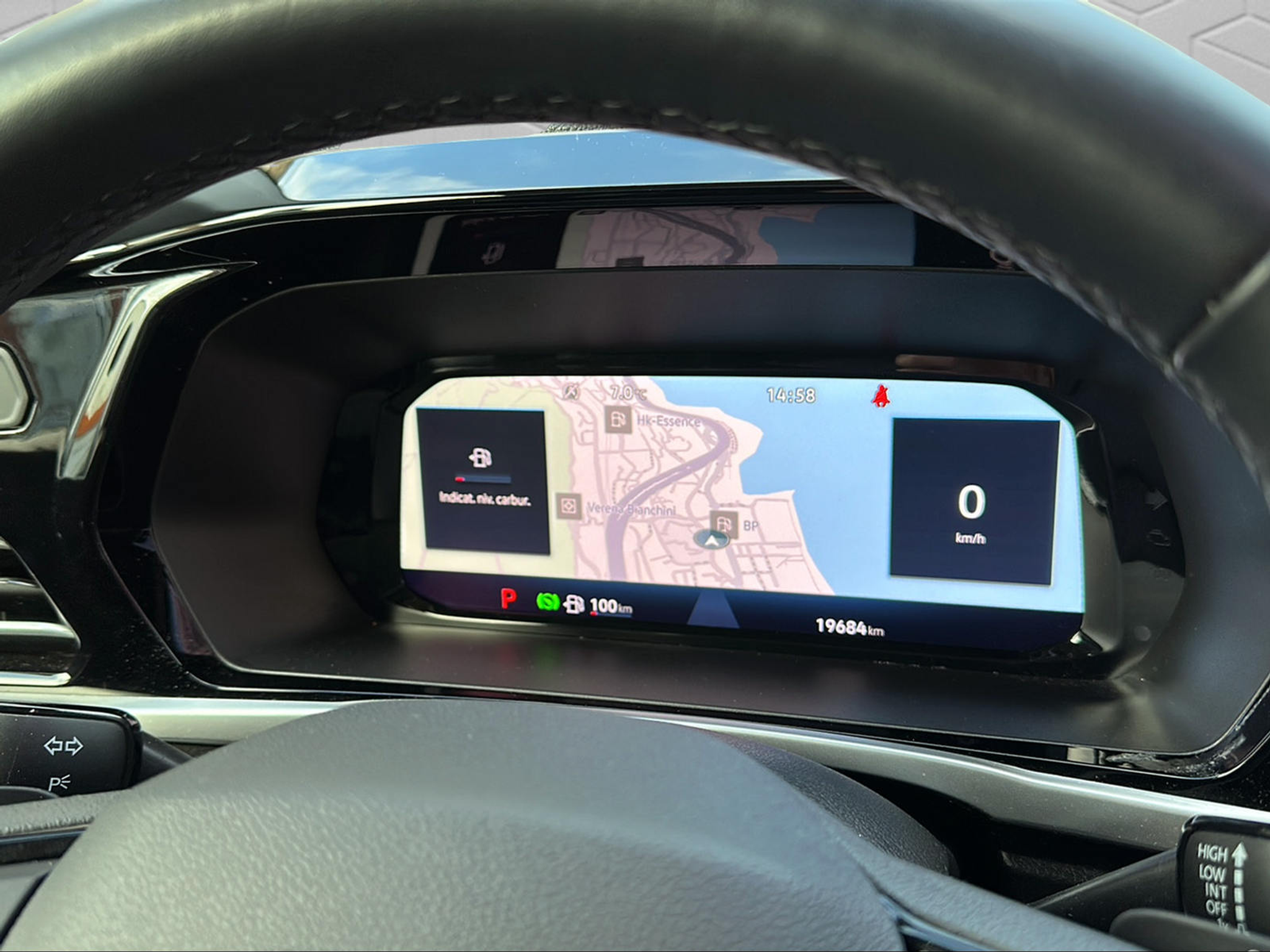 listing desktop thumbnail image 19