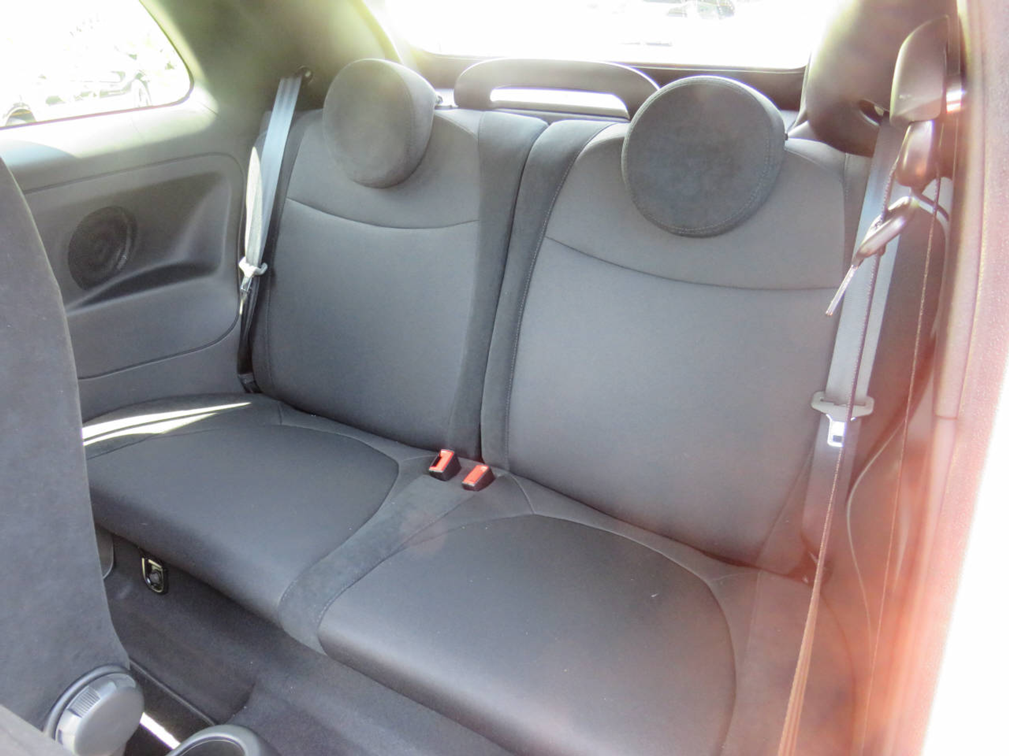 listing desktop thumbnail image 10