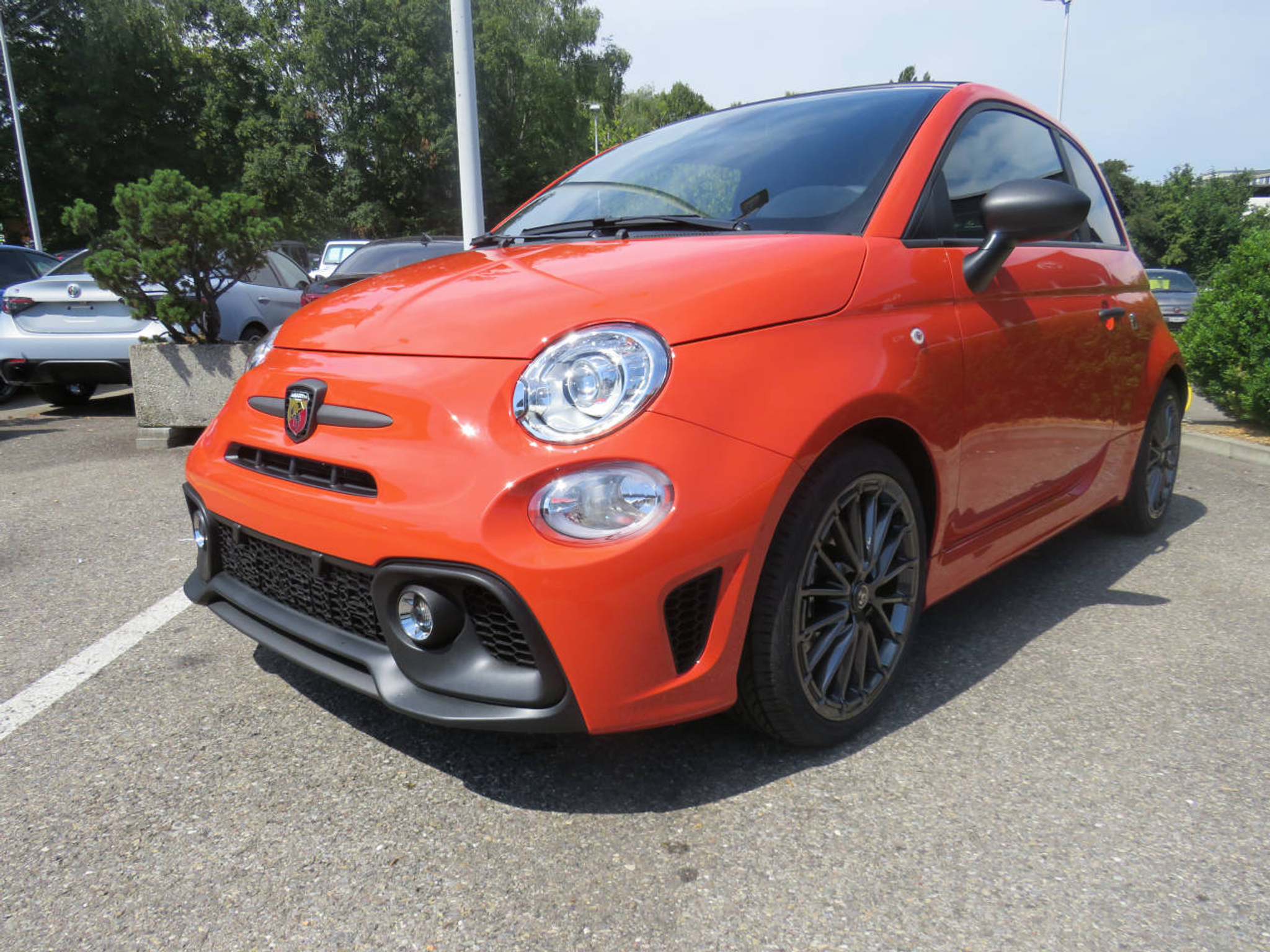 listing desktop thumbnail image 6