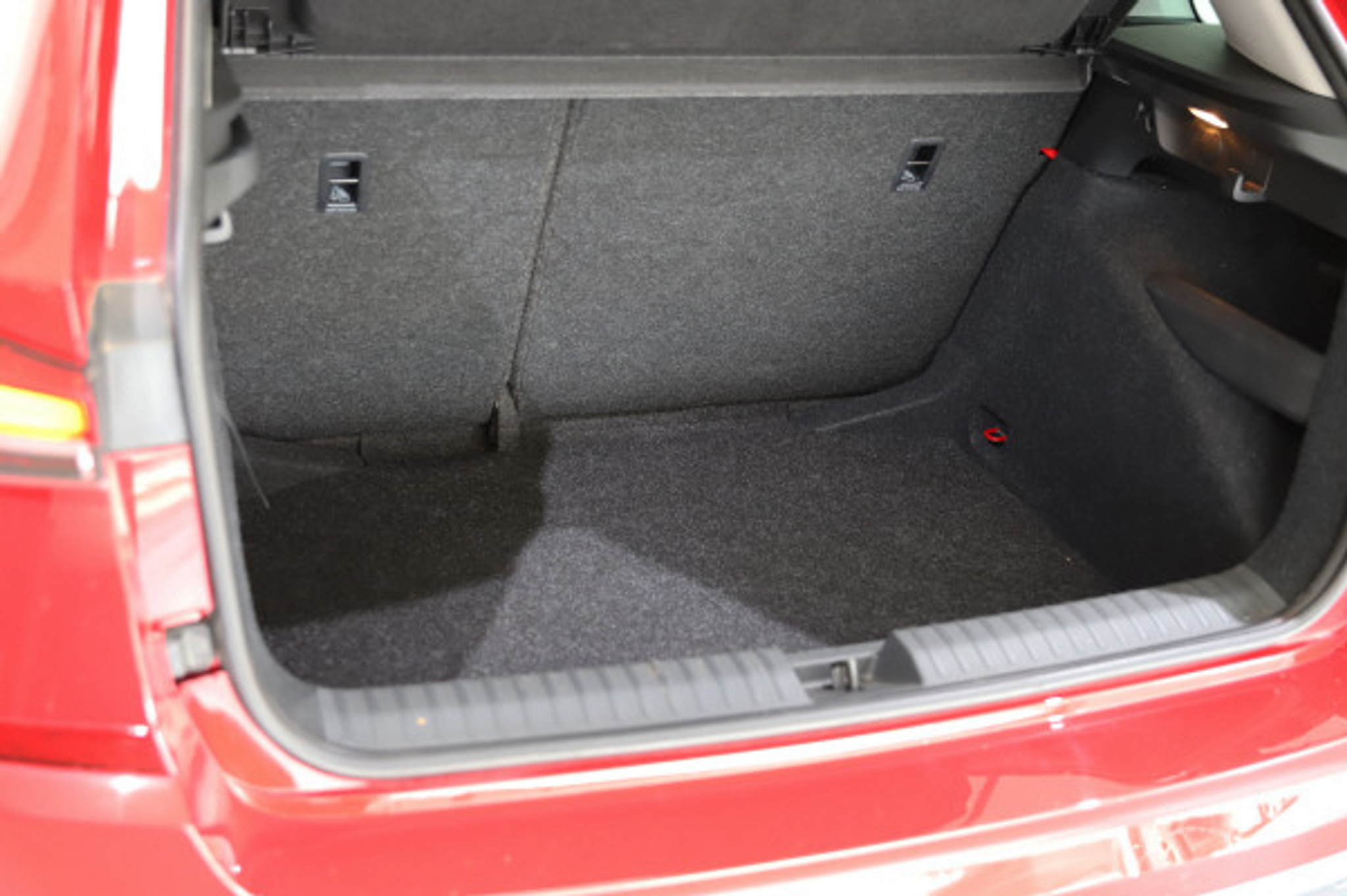 listing desktop thumbnail image 11