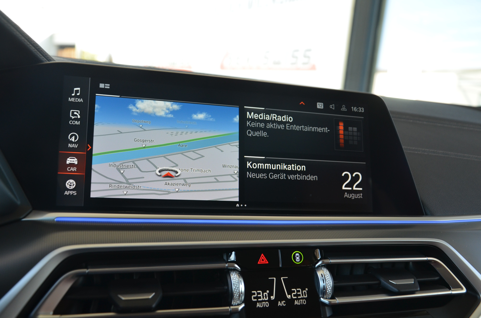 listing desktop thumbnail image 21