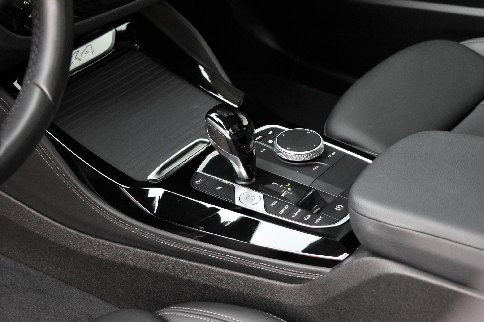 listing desktop thumbnail image 11