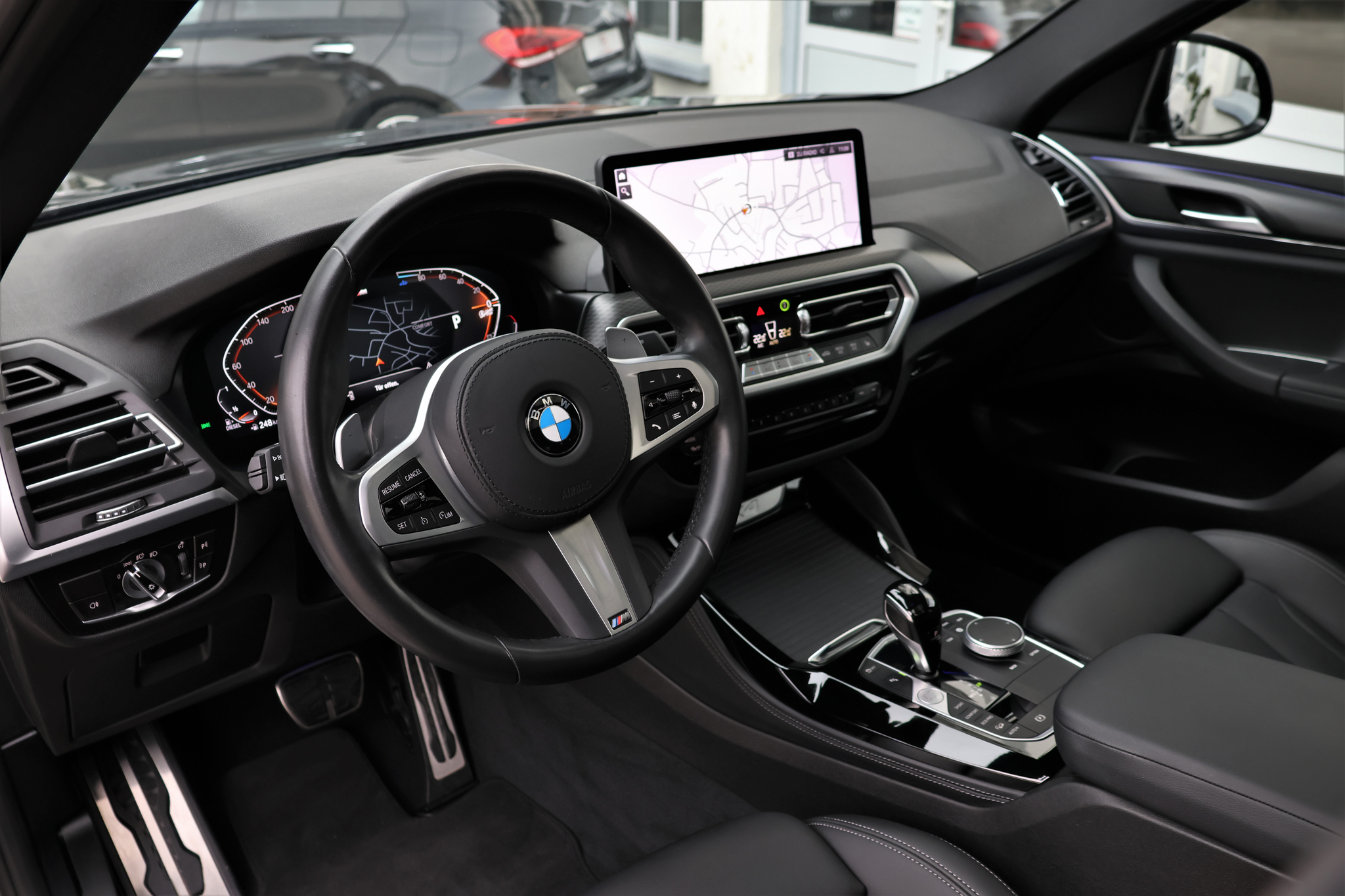 listing desktop thumbnail image 10