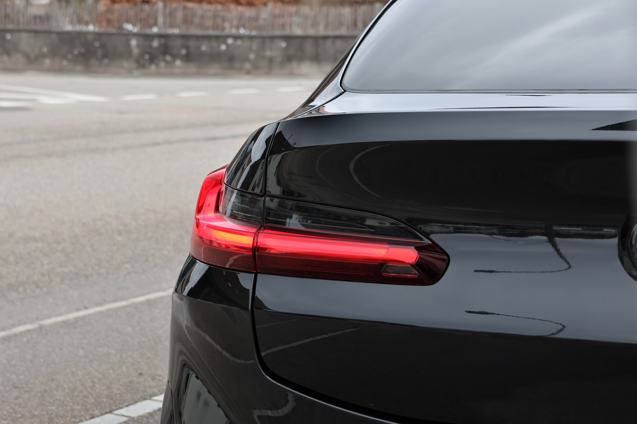 listing desktop thumbnail image 5