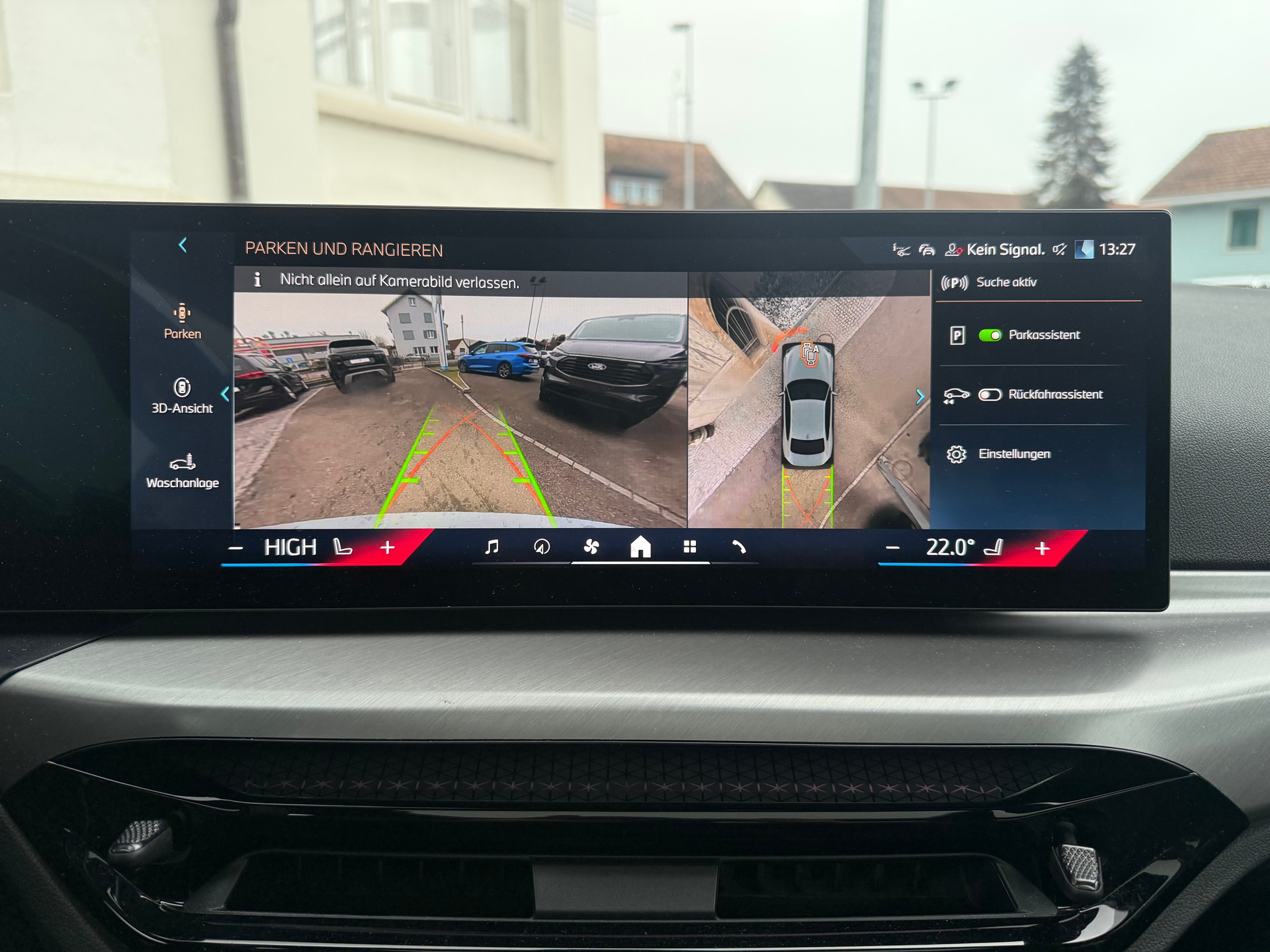 listing desktop thumbnail image 12