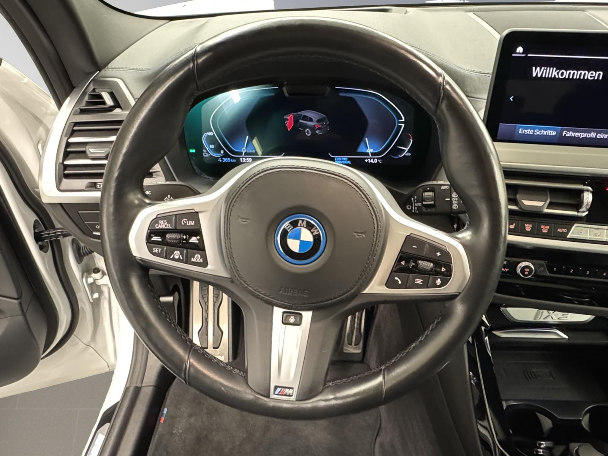 listing desktop thumbnail image 15