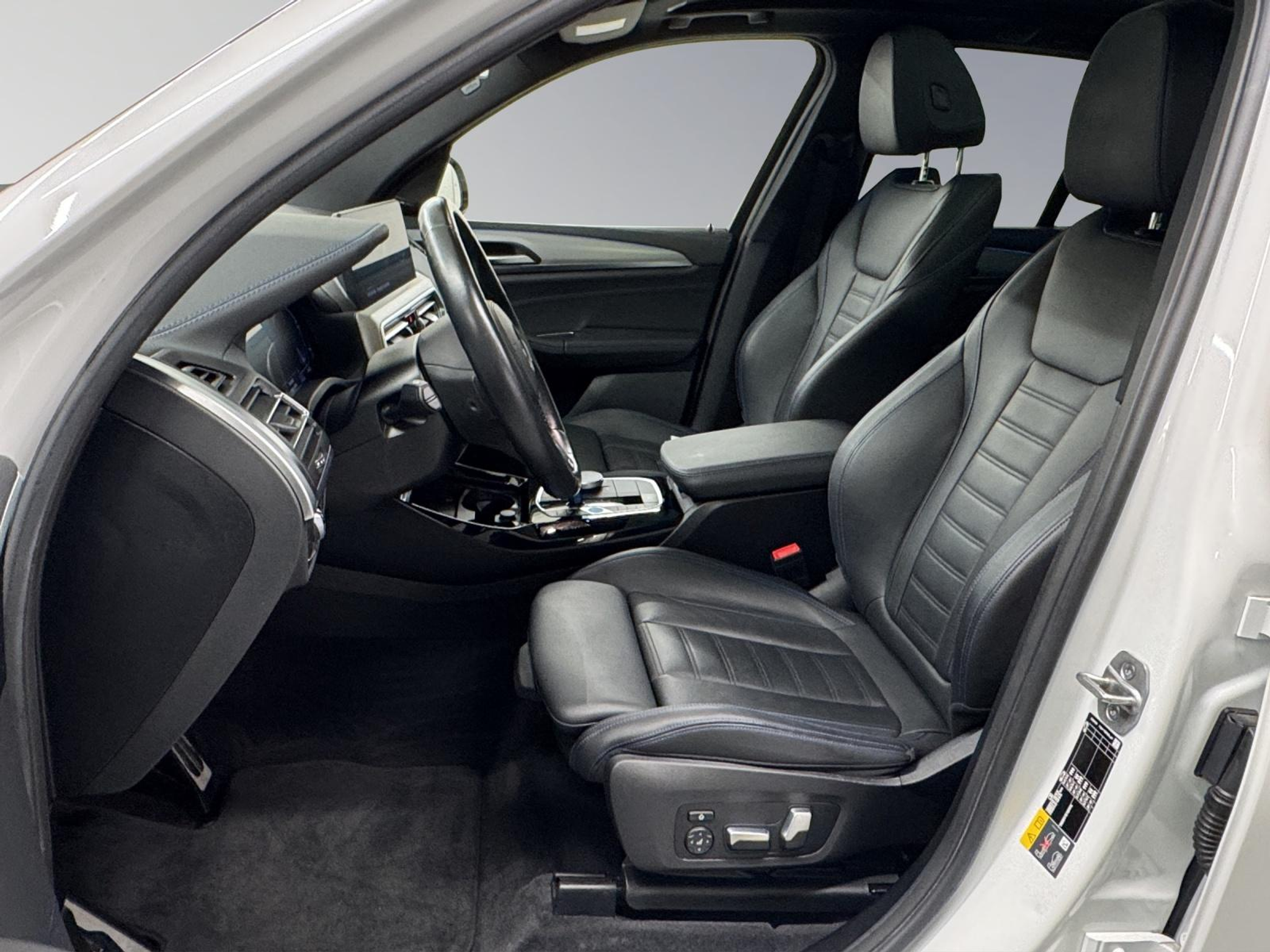 listing desktop thumbnail image 10