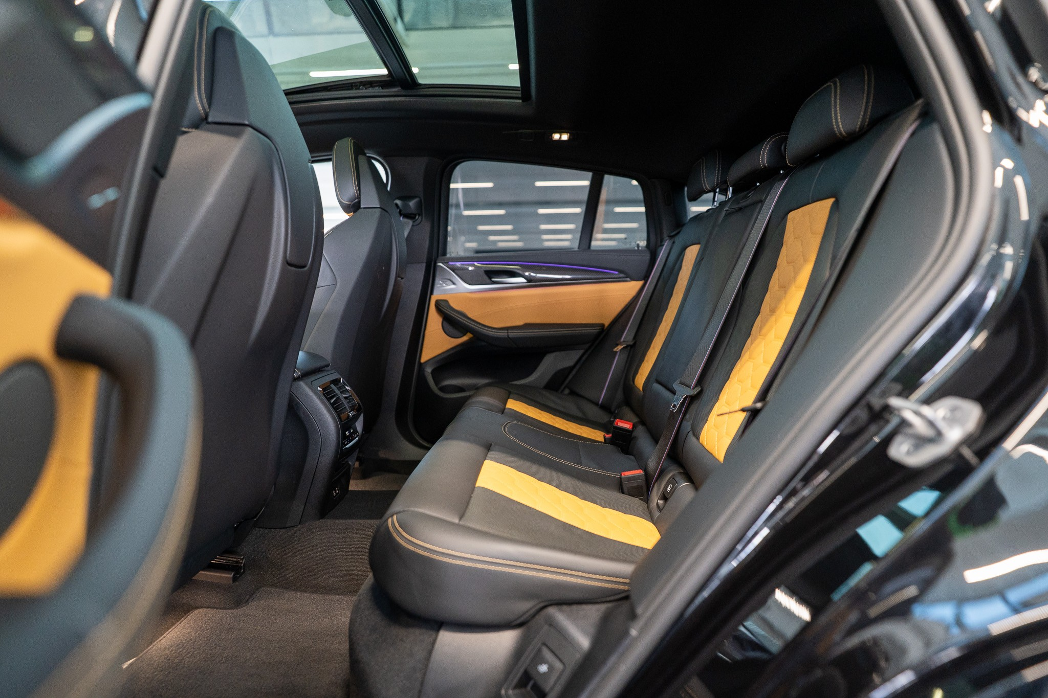 listing desktop thumbnail image 14