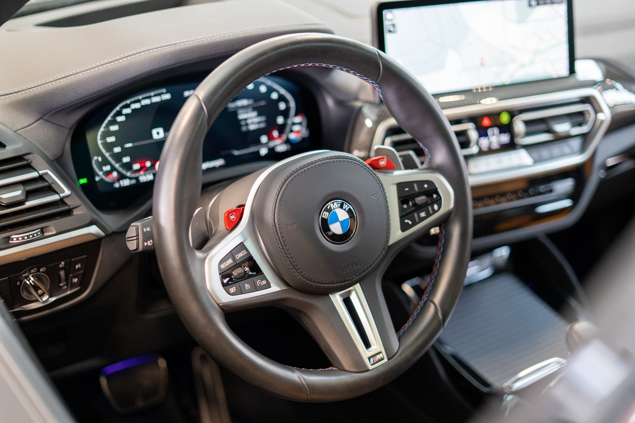 listing desktop thumbnail image 11