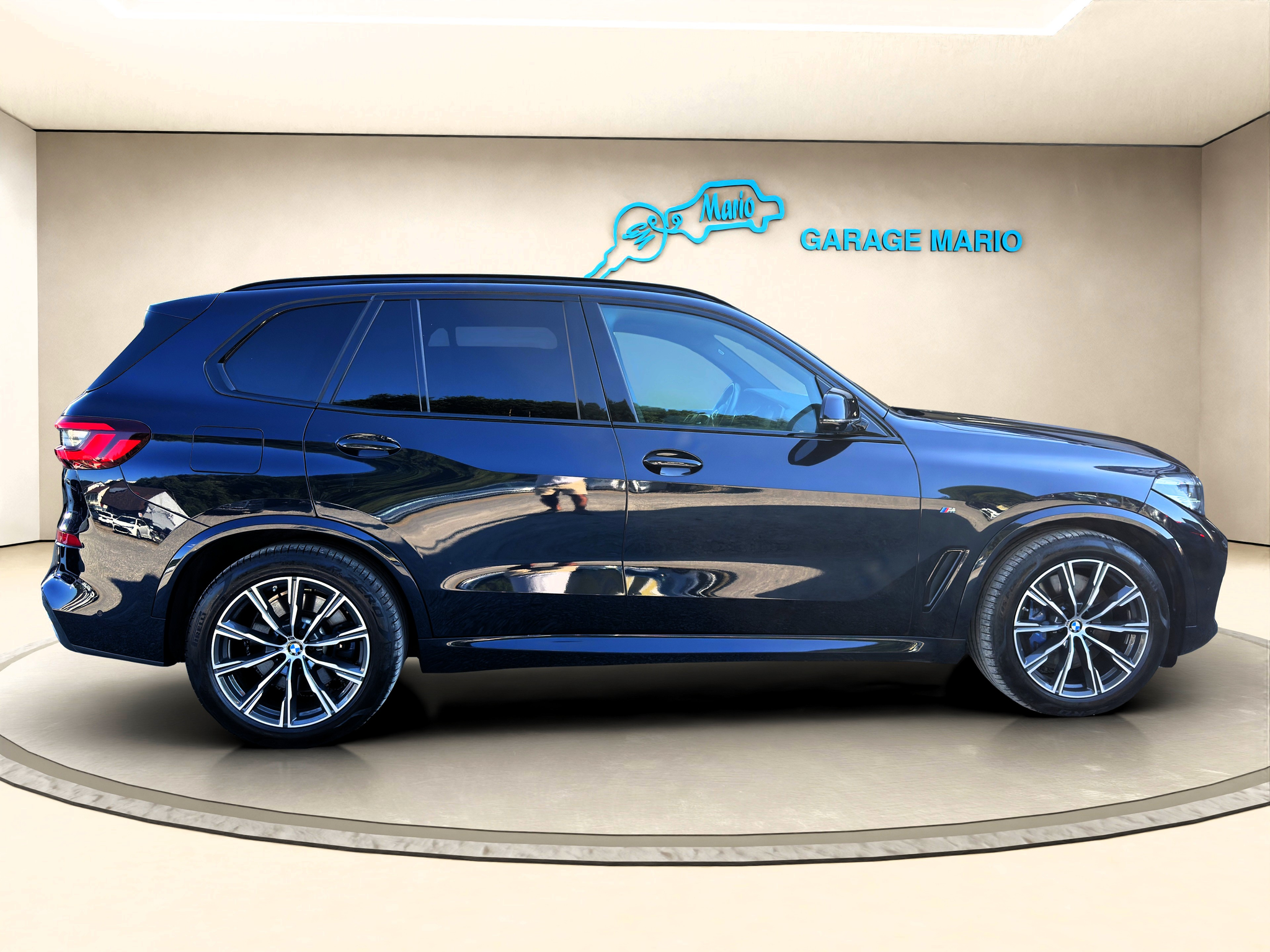 listing desktop thumbnail image 3