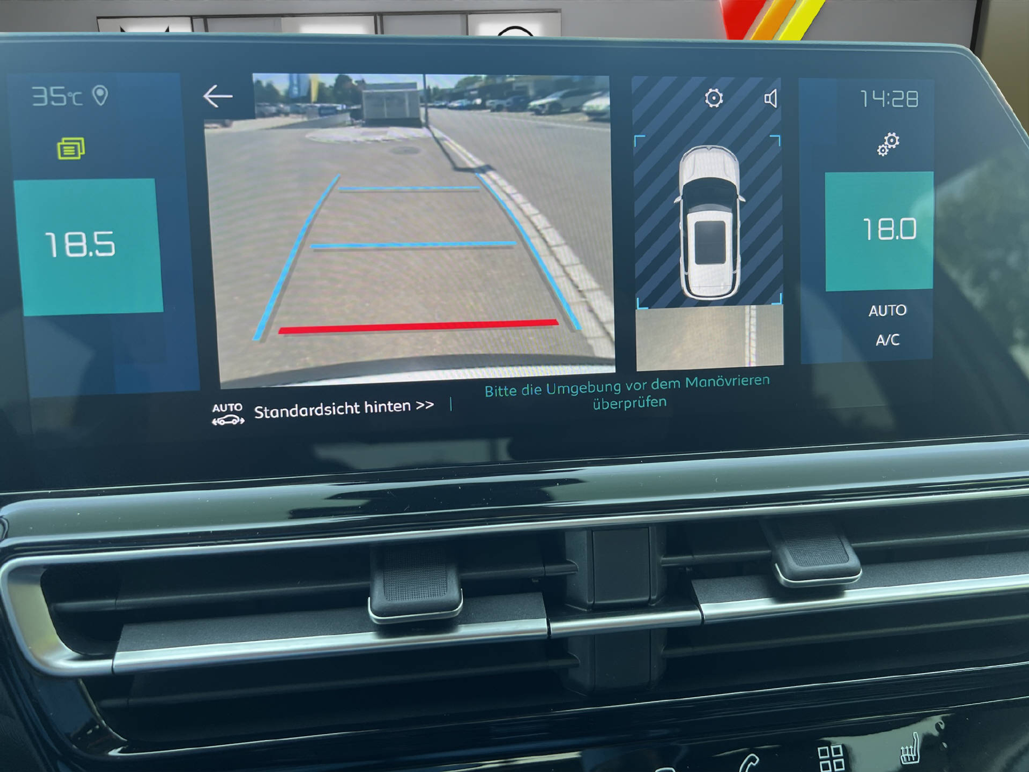 listing desktop thumbnail image 12