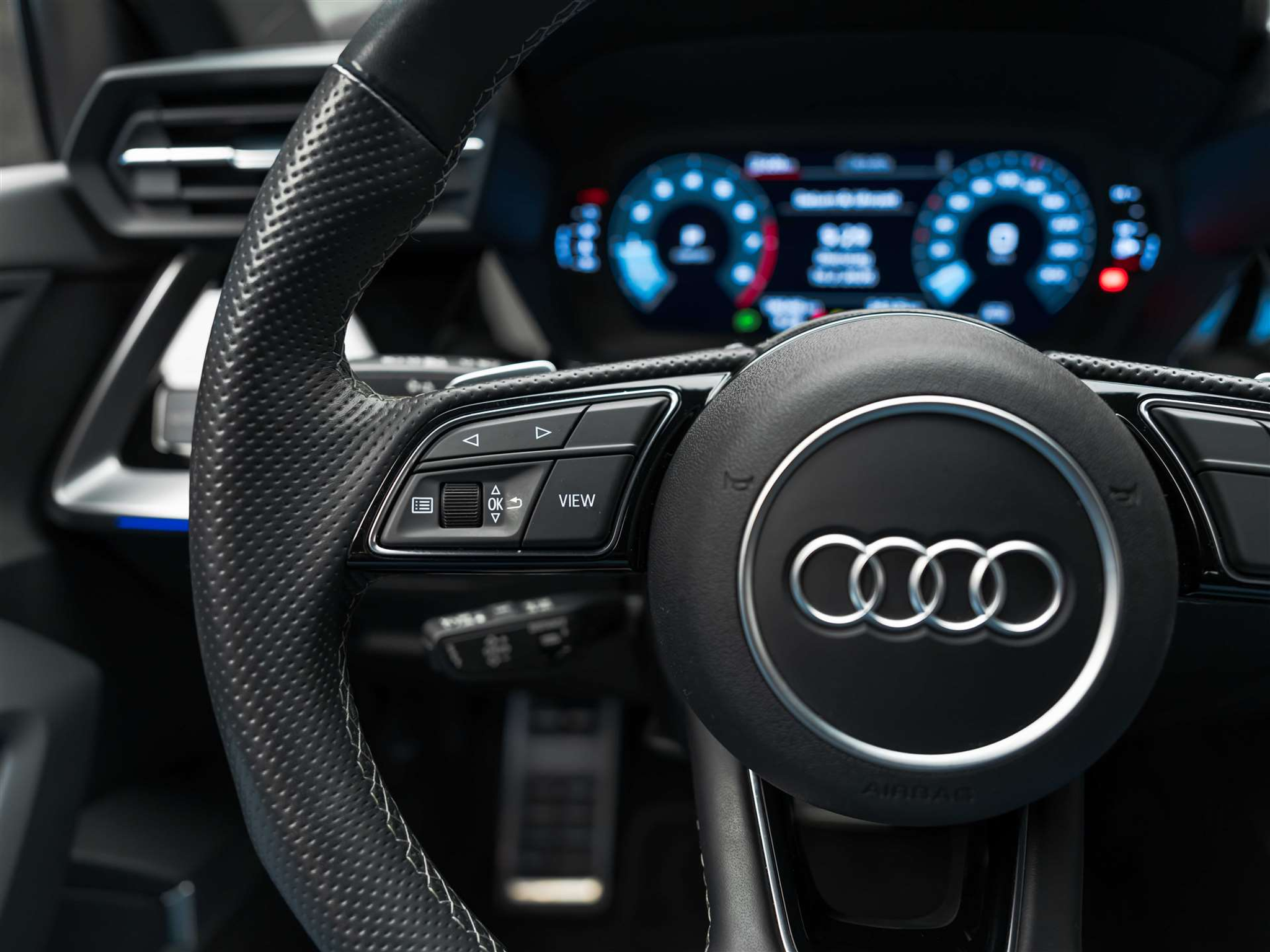 listing desktop thumbnail image 28