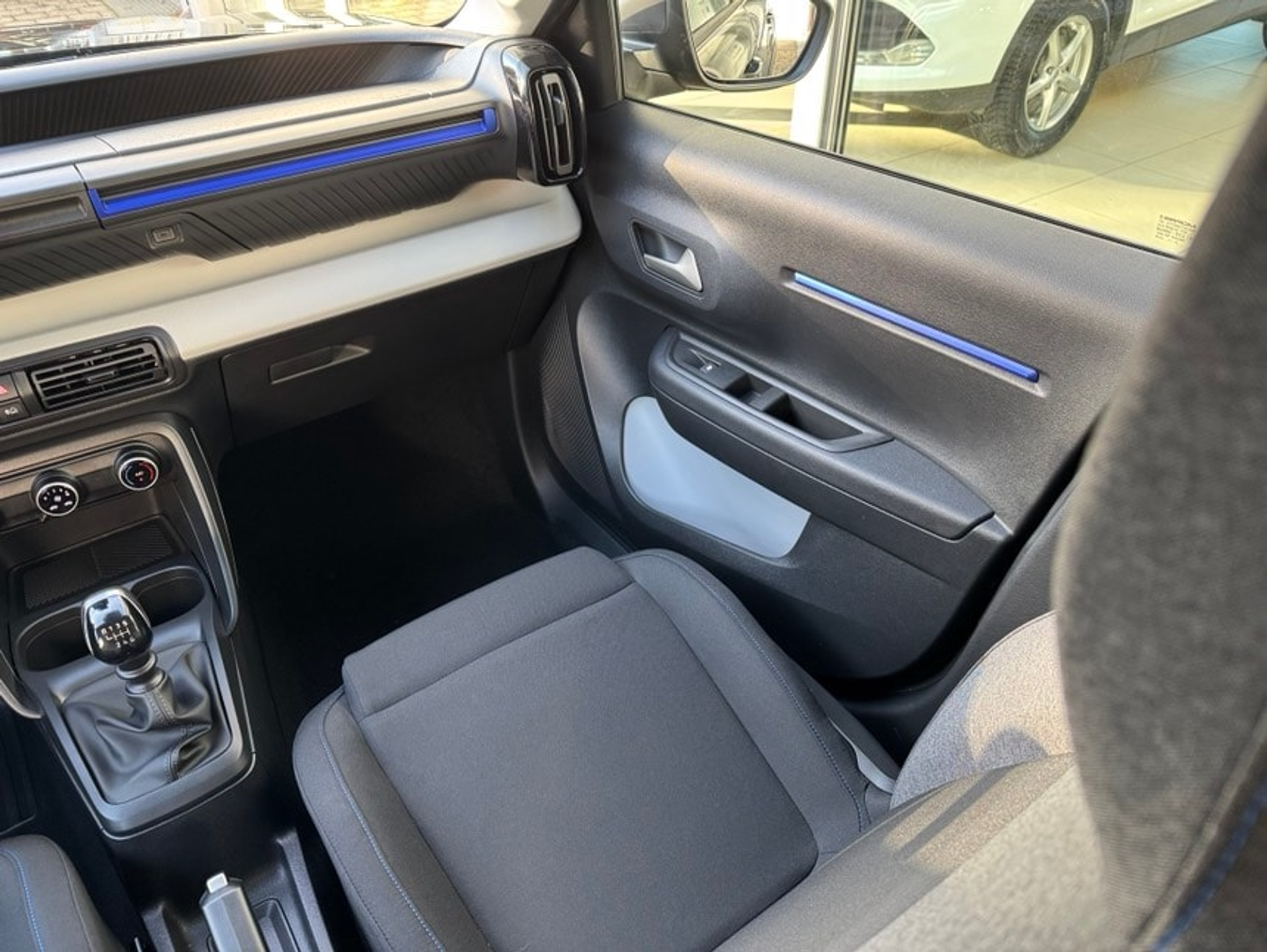 listing desktop thumbnail image 10