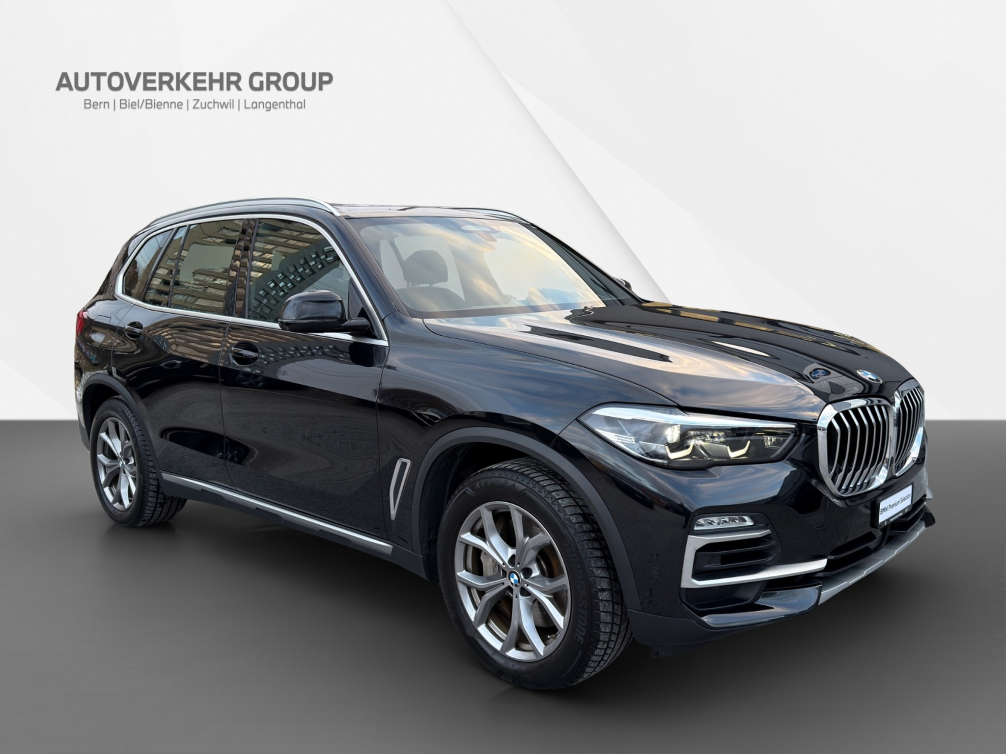 listing desktop thumbnail image 7