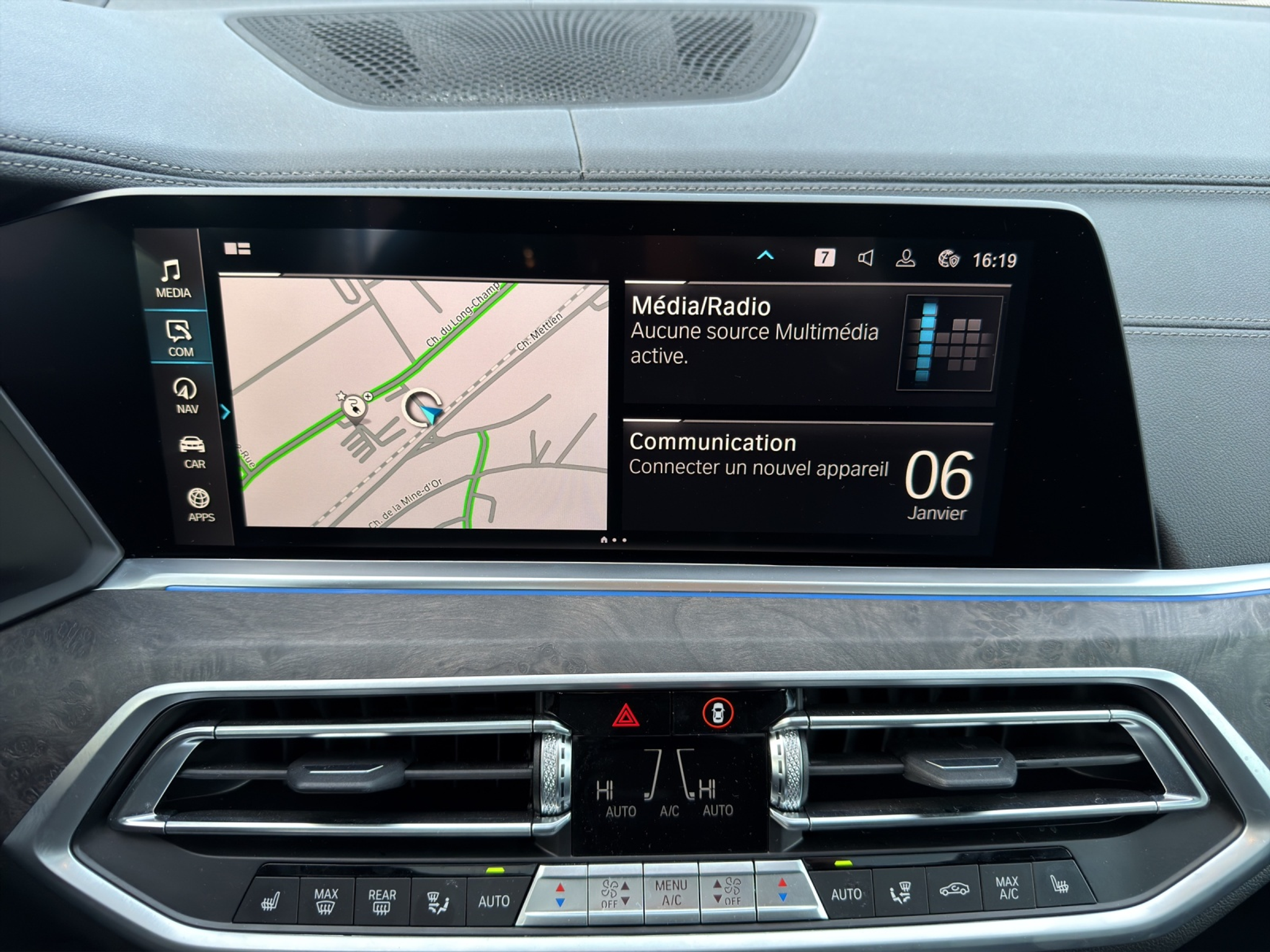 listing desktop thumbnail image 12