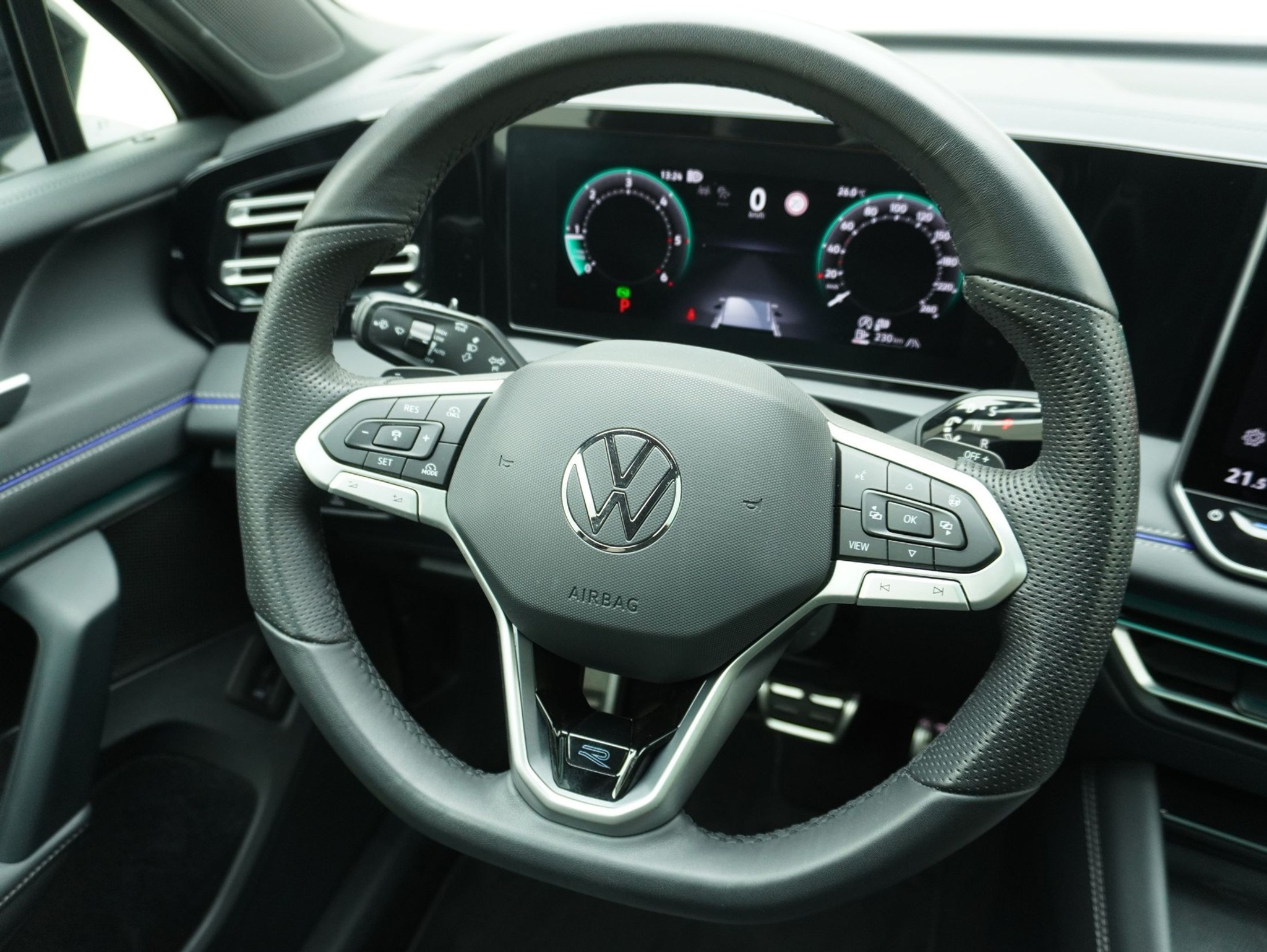 listing desktop thumbnail image 11