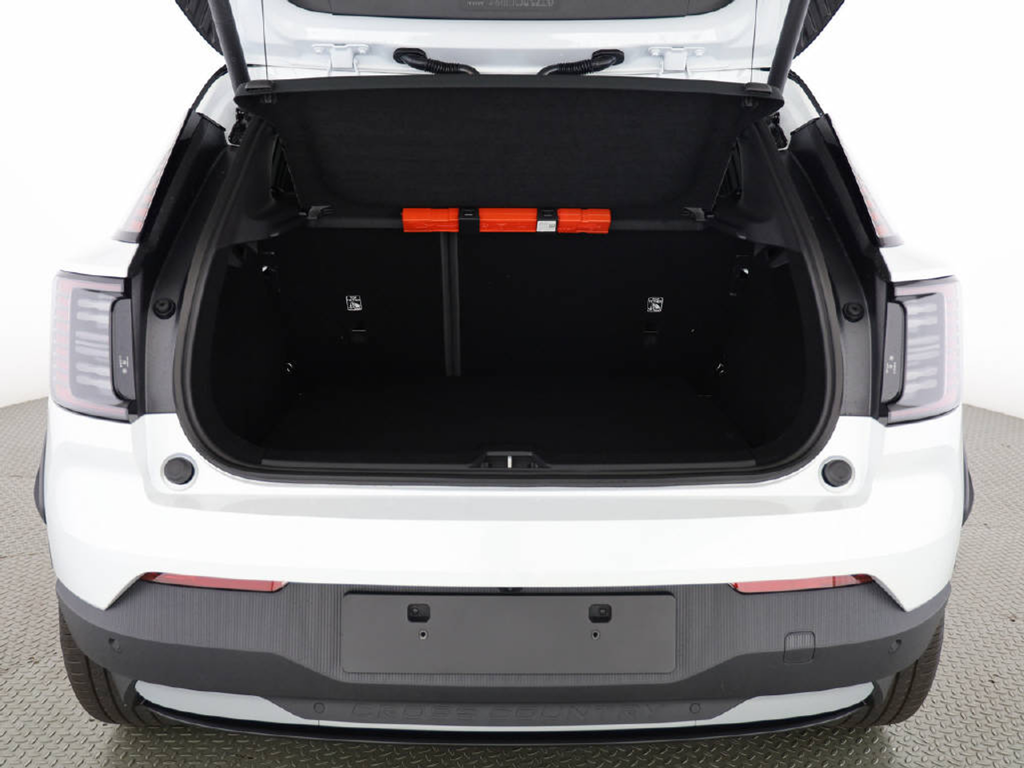 listing desktop thumbnail image 14