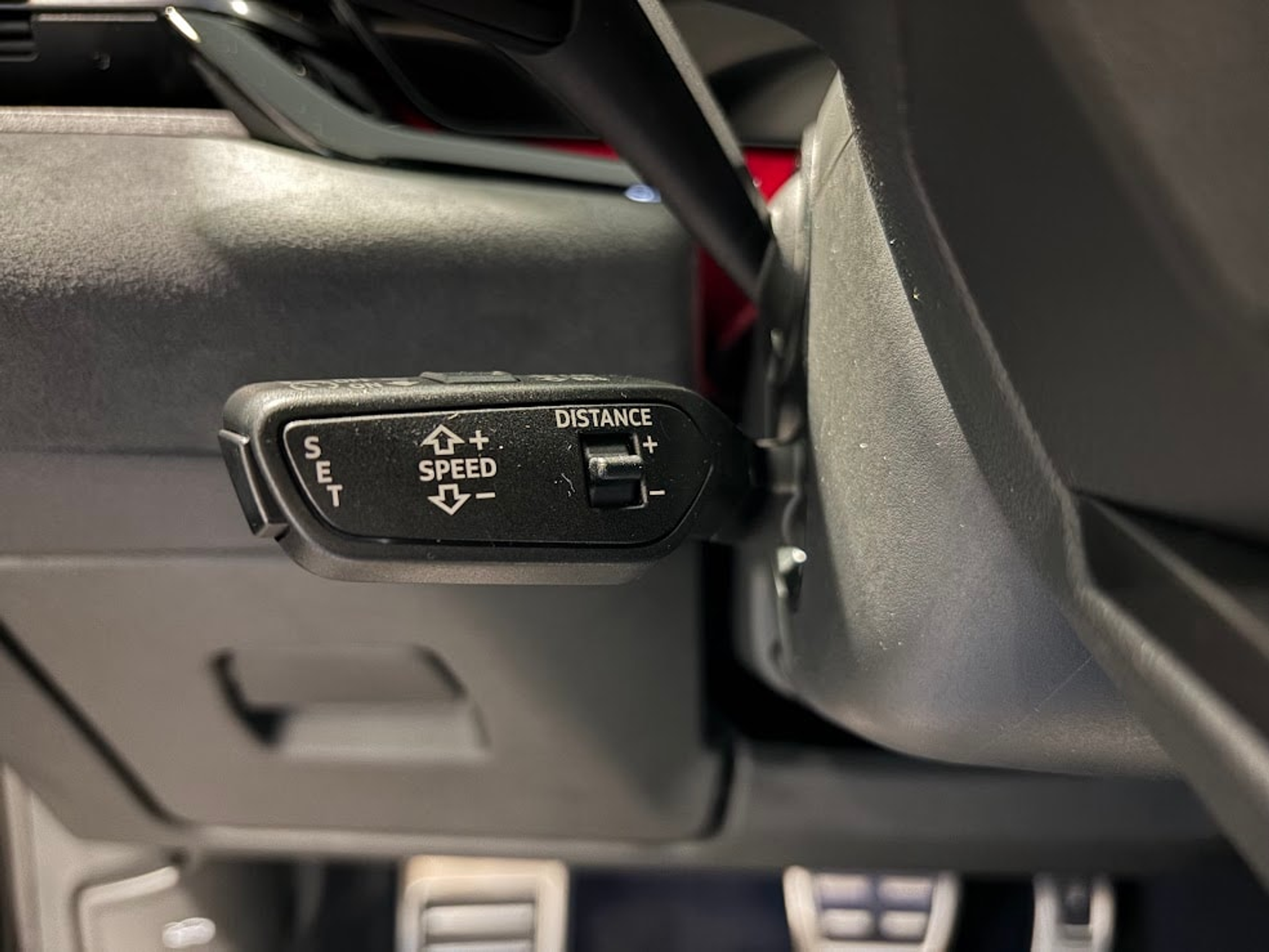 listing desktop thumbnail image 6