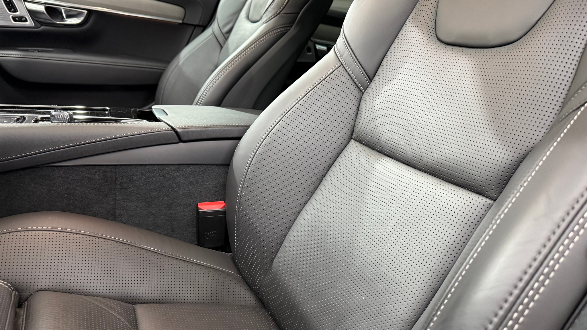 listing desktop thumbnail image 12