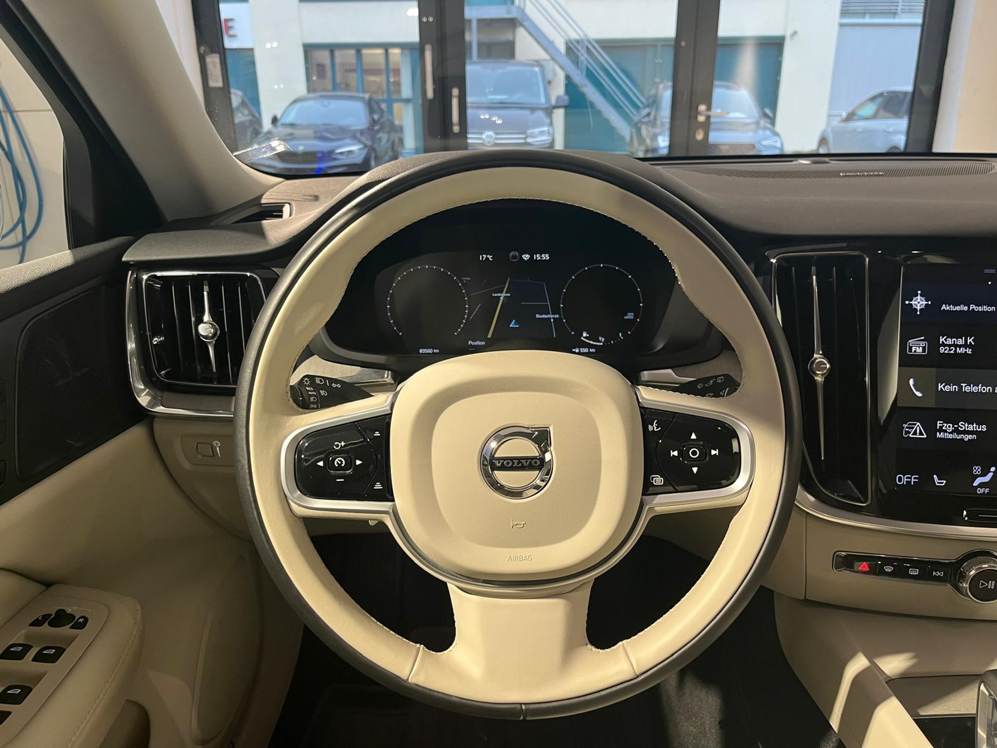 listing desktop thumbnail image 7