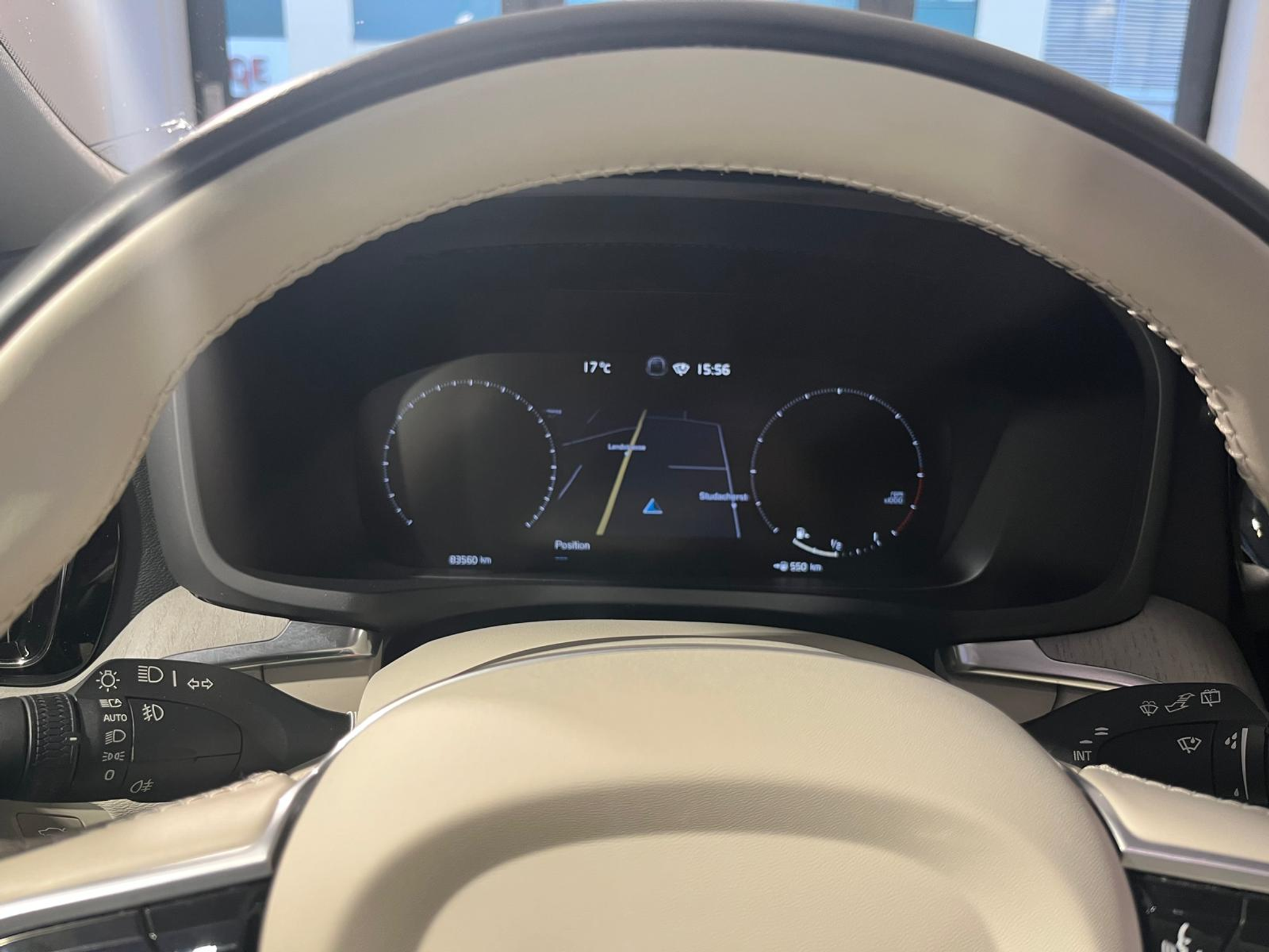 listing desktop thumbnail image 9