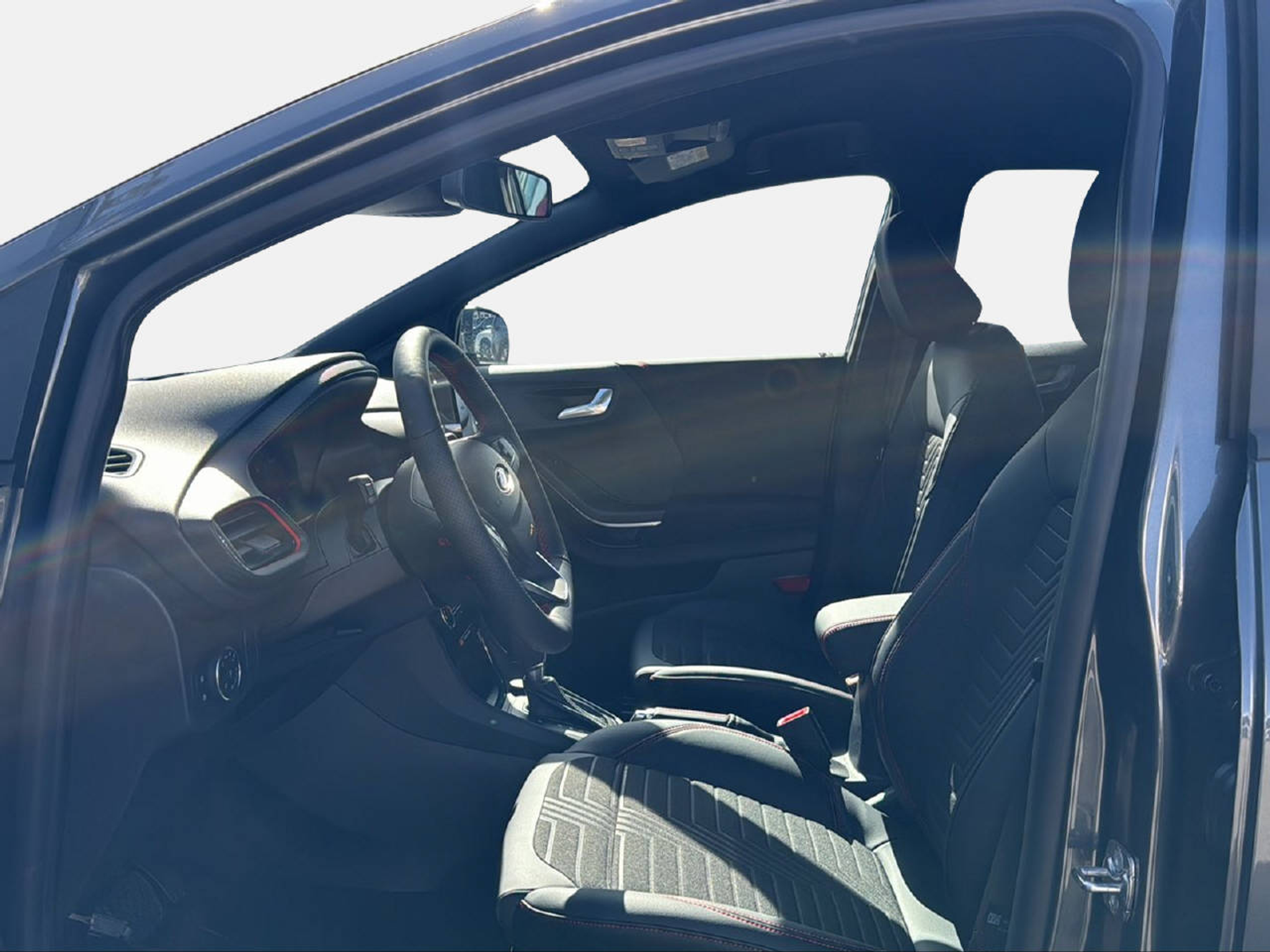 listing desktop thumbnail image 8