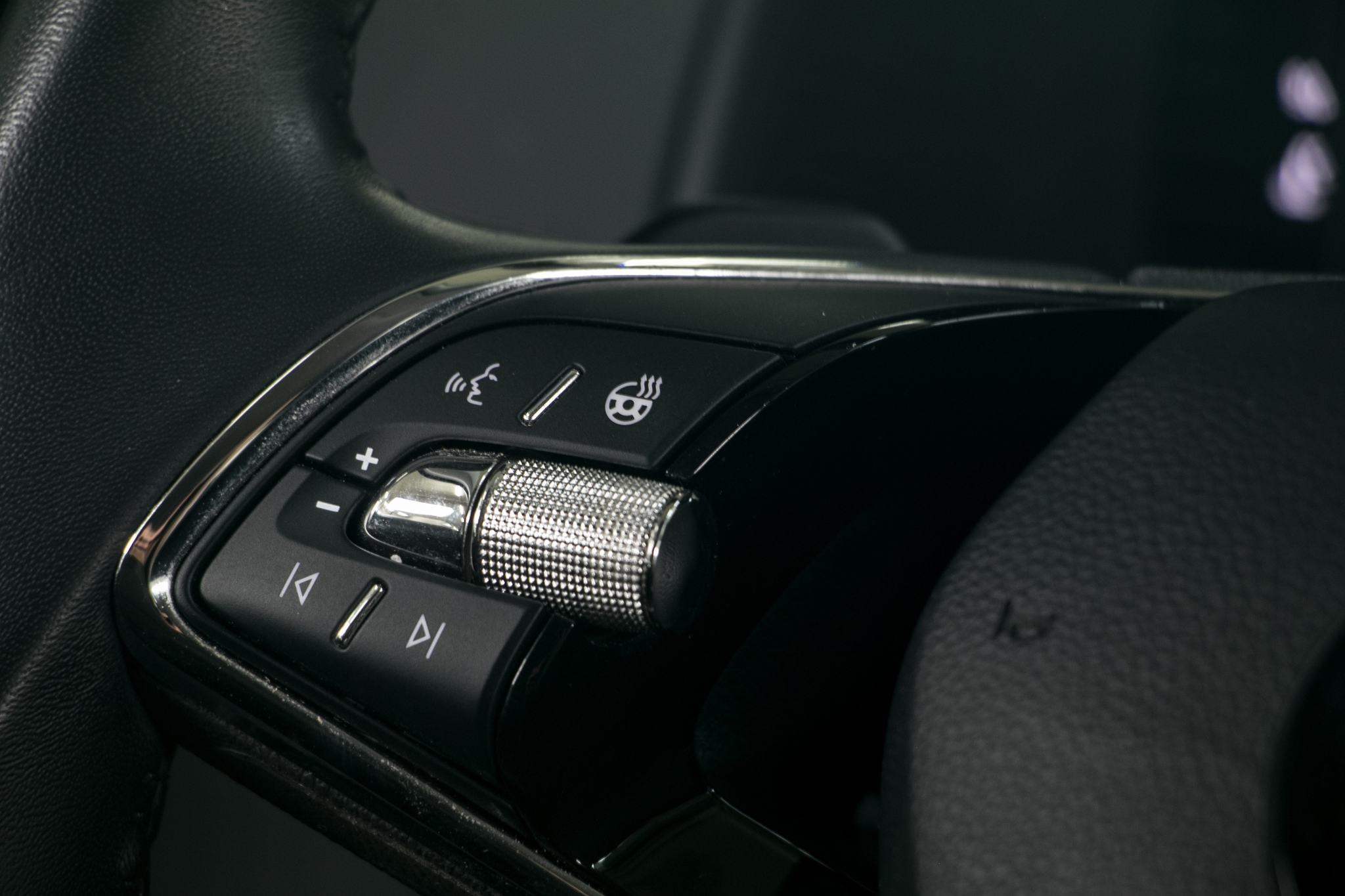 listing desktop thumbnail image 5