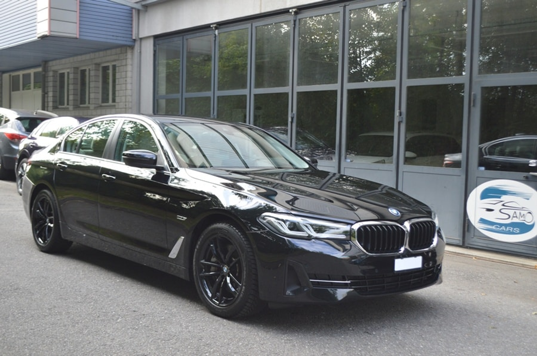 listing desktop thumbnail image 14