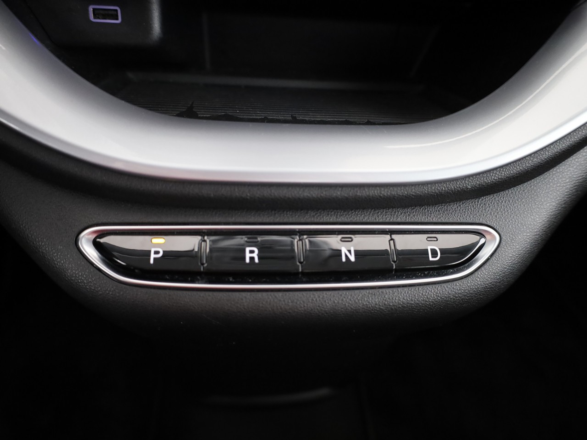 listing desktop thumbnail image 9